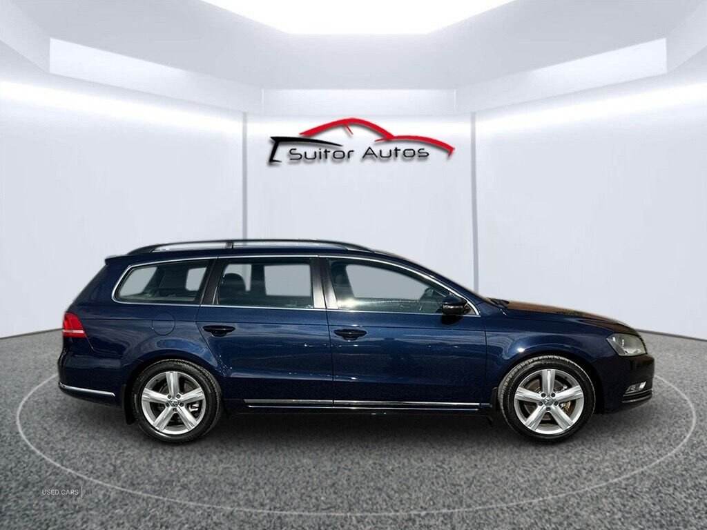 Apr 2011 Volkswagen Passat 1.6 TDI Bluemotion Tech SE 5dr