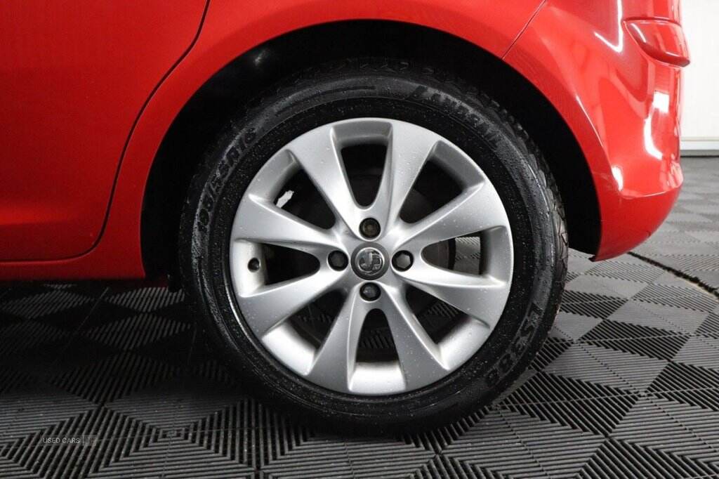 Oct 2014 Vauxhall Corsa 1.2 Excite 5dr