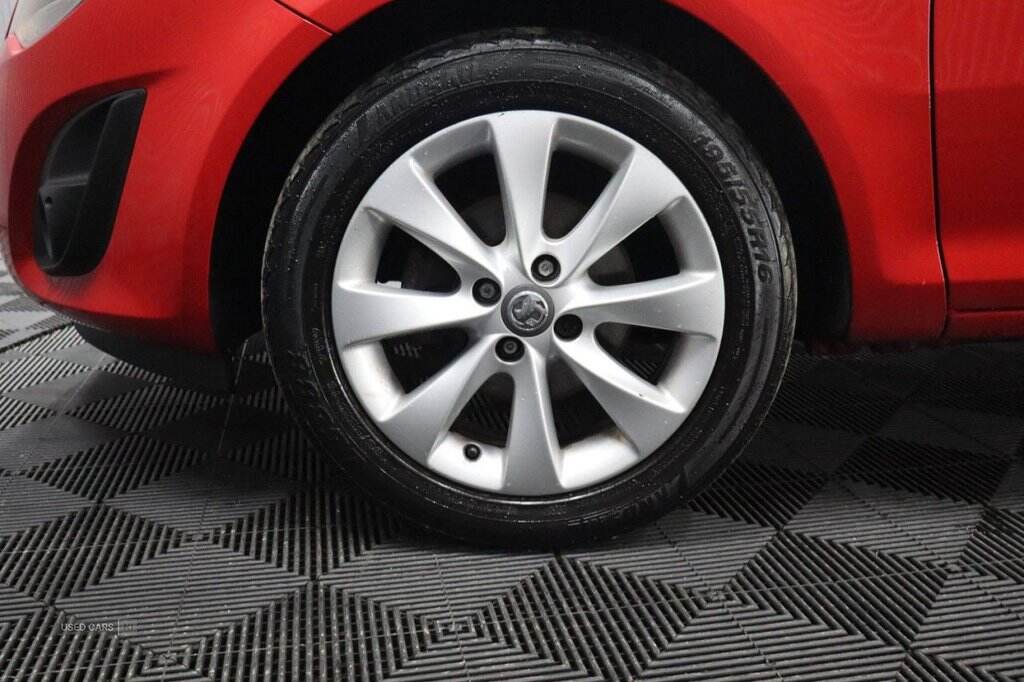 Oct 2014 Vauxhall Corsa 1.2 Excite 5dr