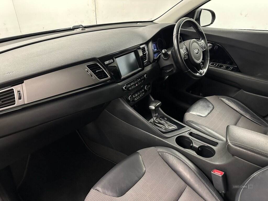 Aug 2018 Kia Niro 1.6 GDi Hybrid 2 5dr DCT