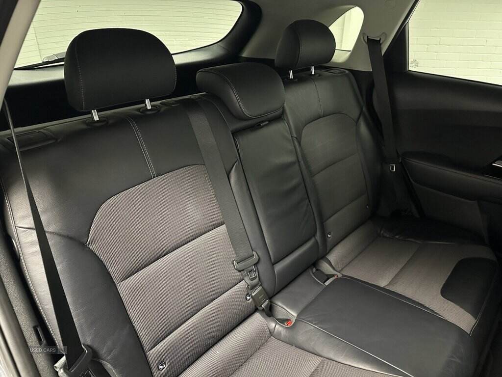 Aug 2018 Kia Niro 1.6 GDi Hybrid 2 5dr DCT
