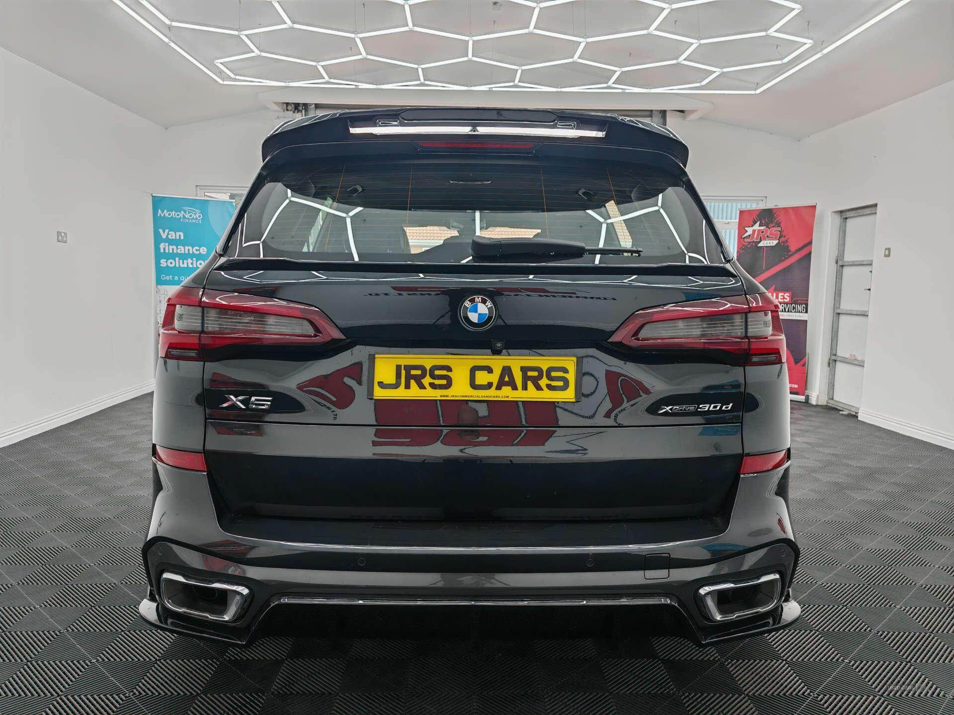 Jun 2022 BMW X5 xDrive30d MHT M Sport 5dr Auto