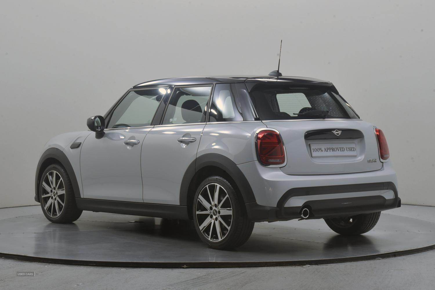 Jun 2022 MINI HATCHBACK 1.5 Cooper Classic 5dr Auto