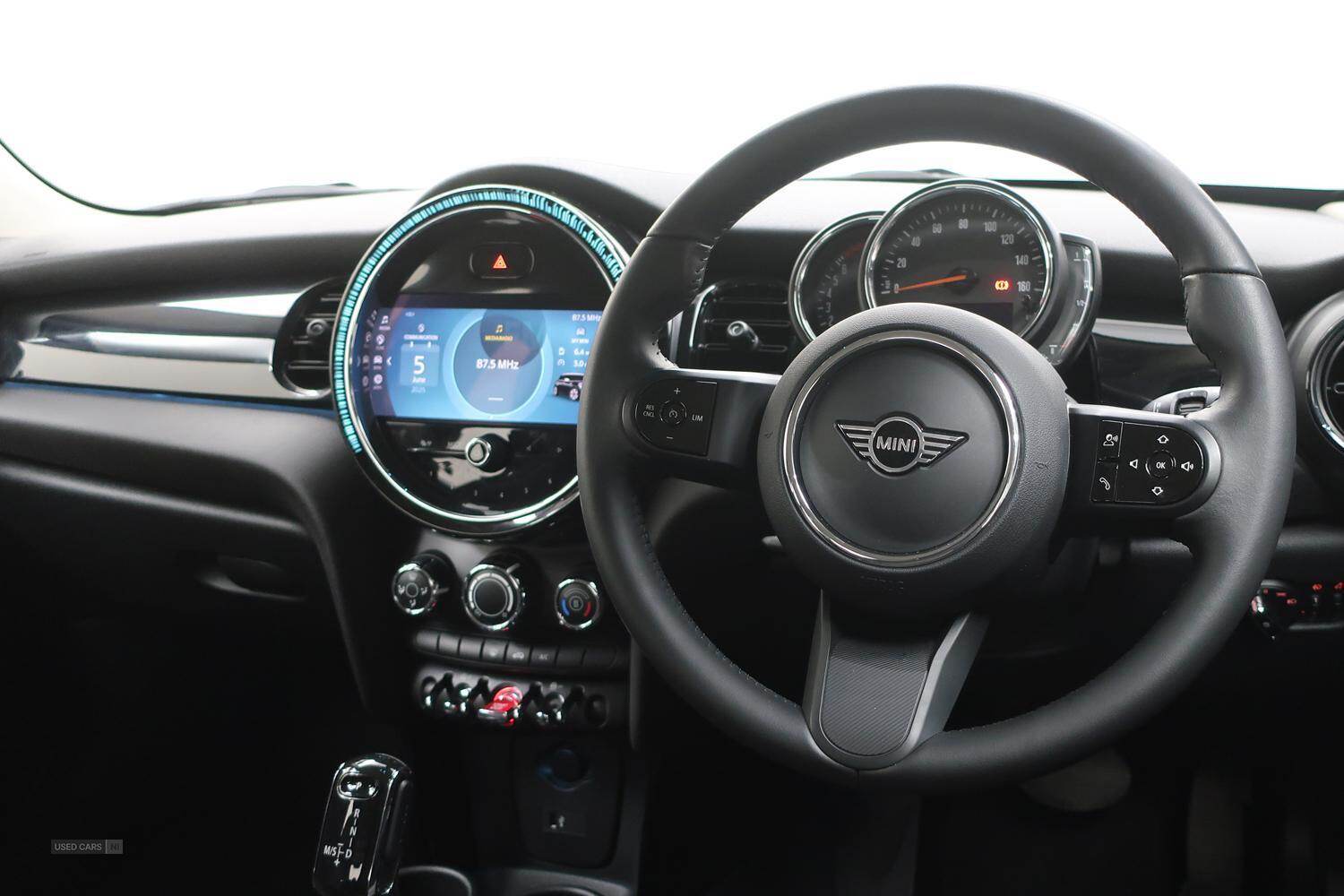 Jun 2022 MINI HATCHBACK 1.5 Cooper Classic 5dr Auto