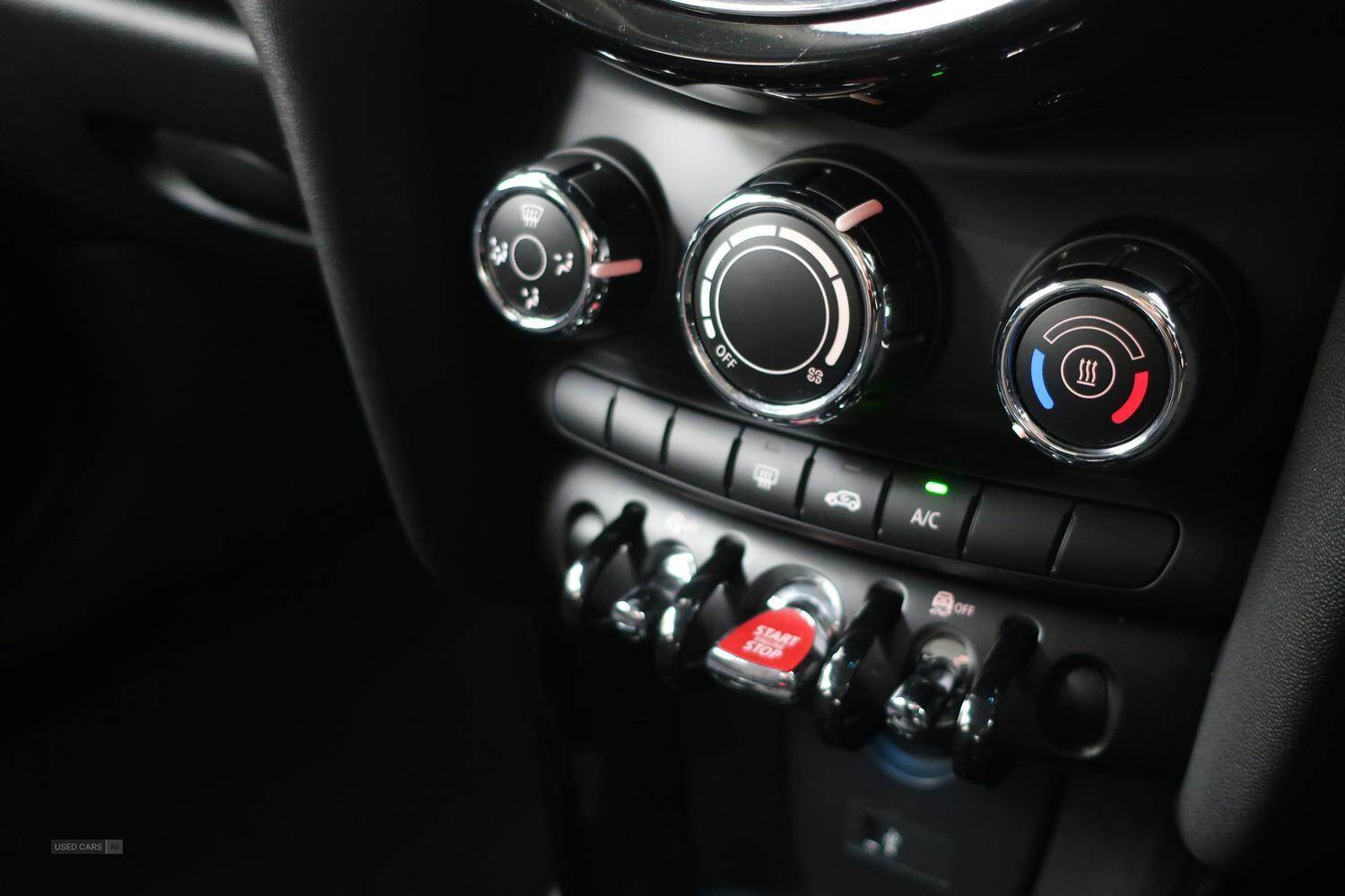 Jun 2022 MINI HATCHBACK 1.5 Cooper Classic 5dr Auto