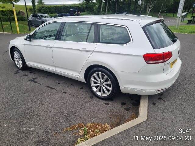 Dec 2015 Volkswagen Passat 2.0 TDI SE Business 5dr DSG