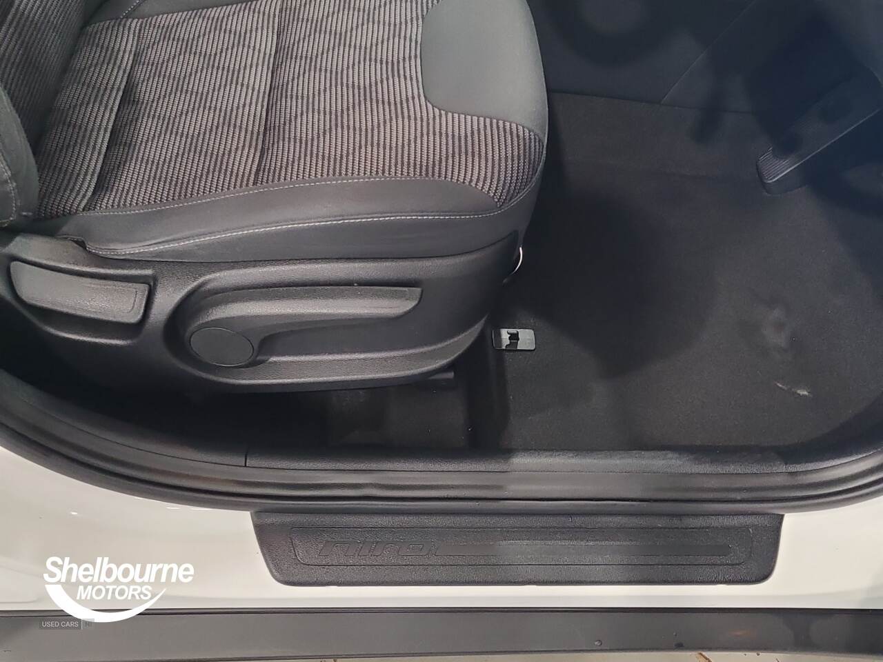 May 2022 Kia Niro 1.6 GDi Hybrid 2 5dr DCT