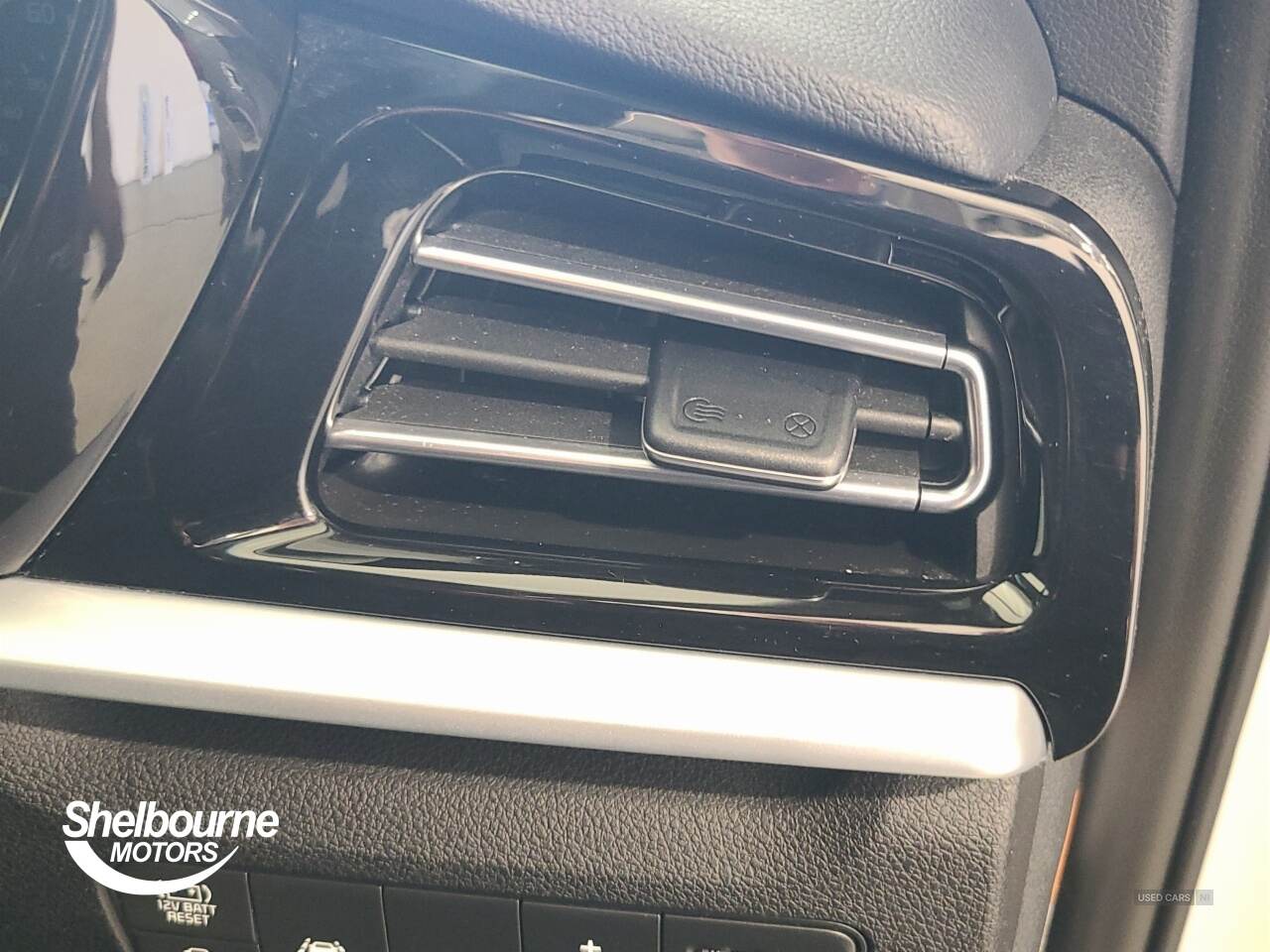 May 2022 Kia Niro 1.6 GDi Hybrid 2 5dr DCT