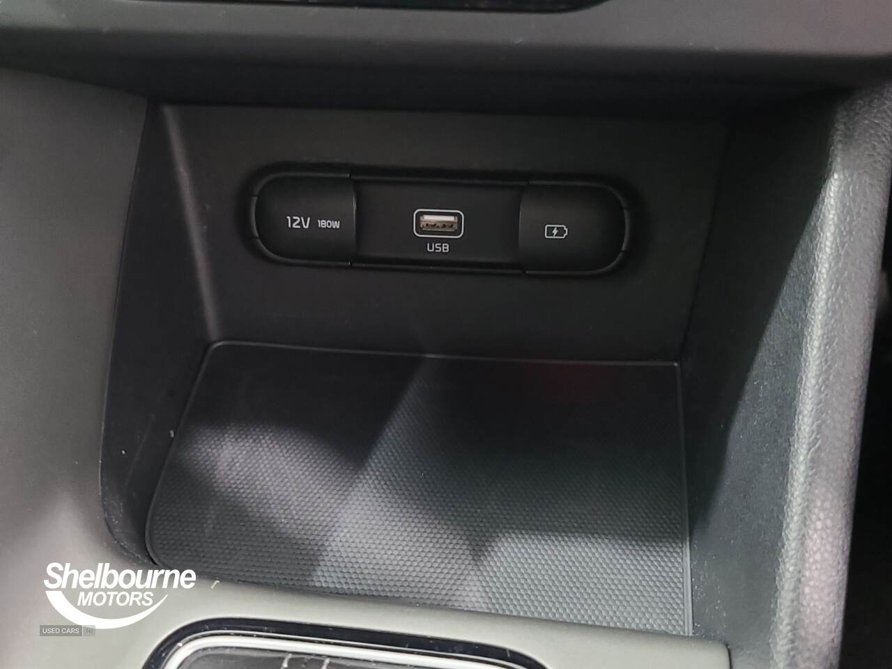 May 2022 Kia Niro 1.6 GDi Hybrid 2 5dr DCT