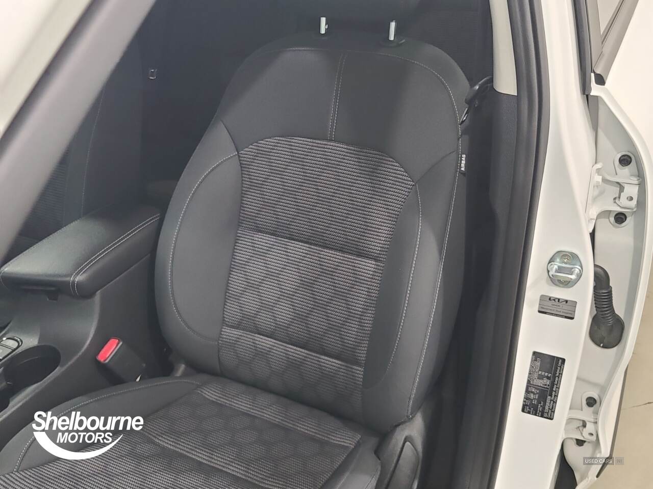 May 2022 Kia Niro 1.6 GDi Hybrid 2 5dr DCT