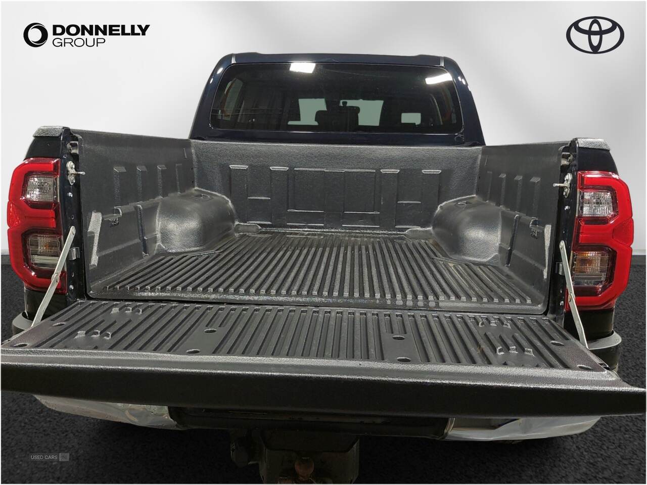 Apr 2021 Toyota Hilux Invincible D/Cab Pick Up 2.8 D-4D Auto