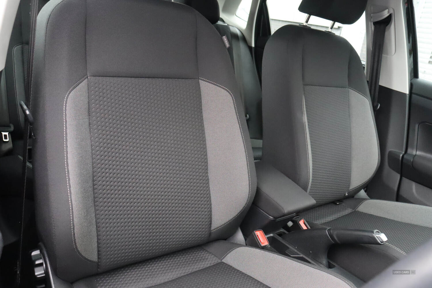 Apr 2022 Volkswagen Polo 1.0 Life 5dr
