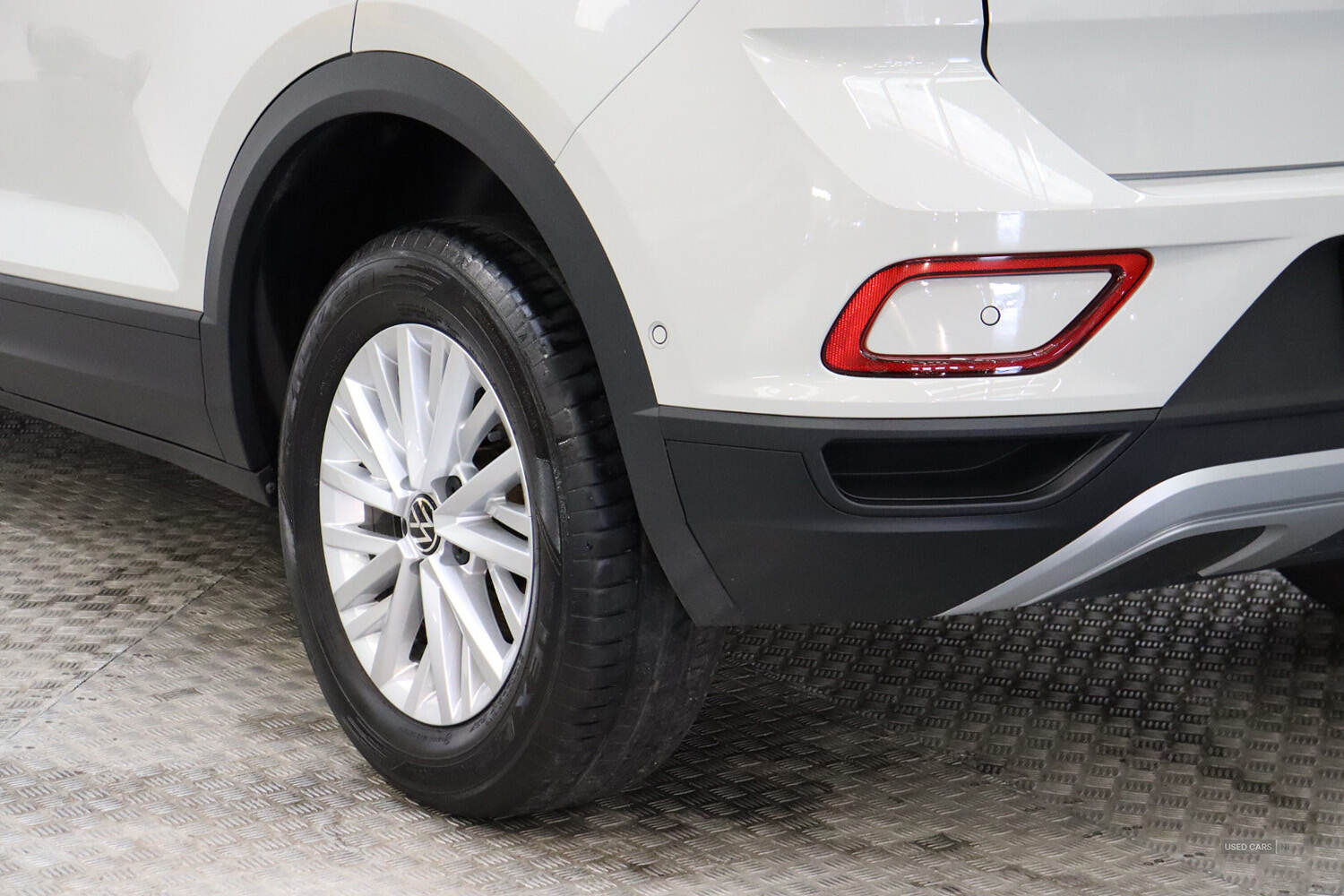 Apr 2023 Volkswagen T-Roc 1.0 TSI Life 5dr
