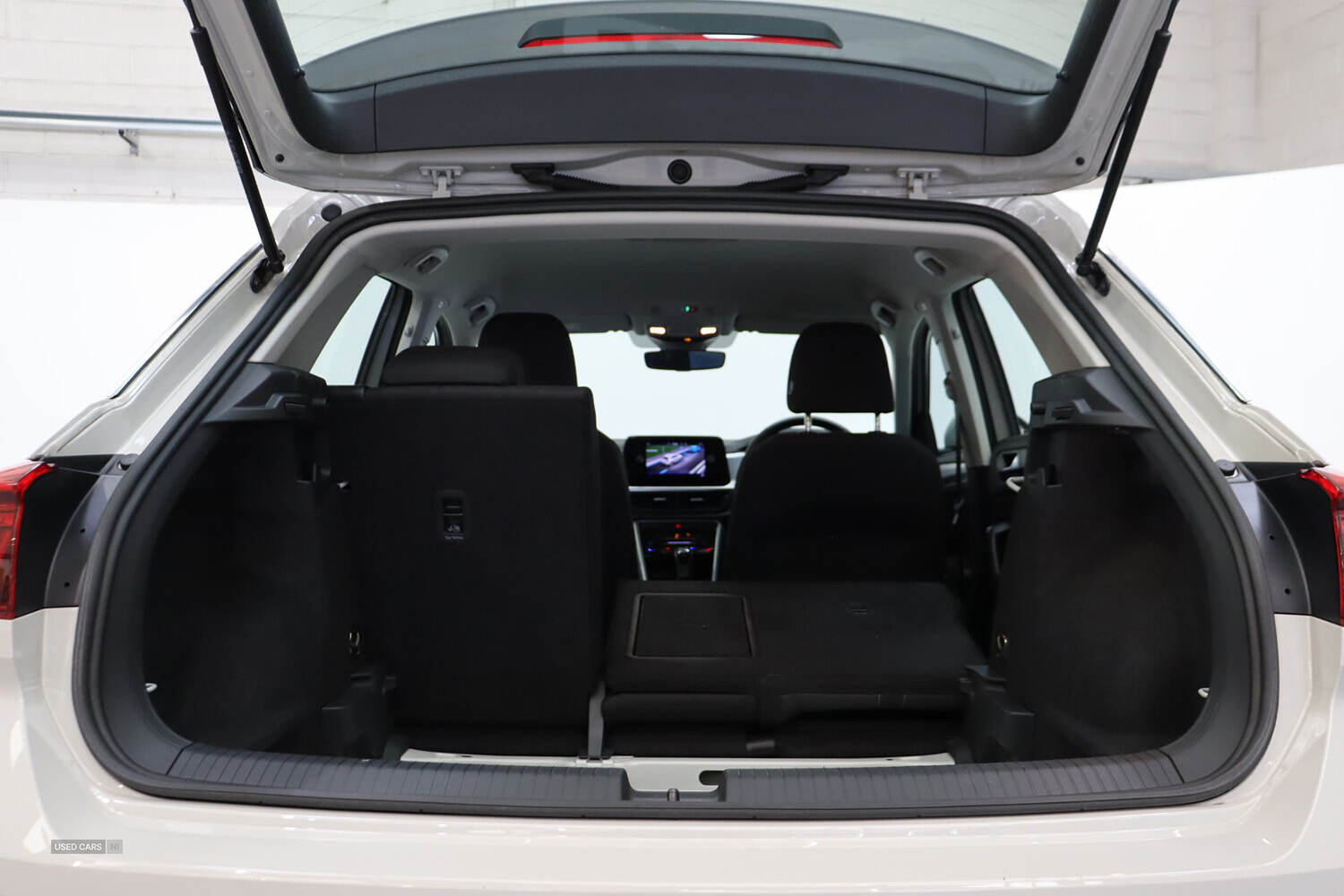 Apr 2023 Volkswagen T-Roc 1.0 TSI Life 5dr