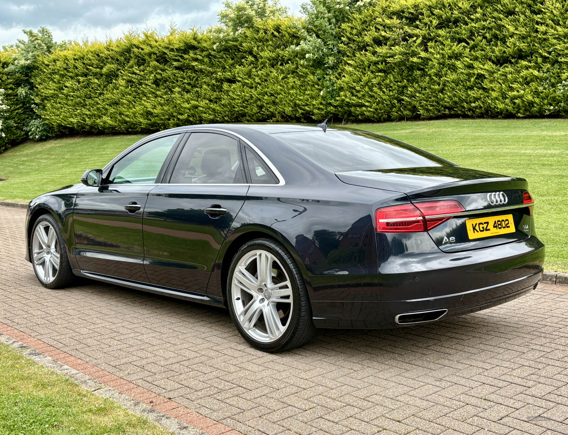 Aug 2015 Audi A8 3.0 TDI 262 Quattro Sport 4dr Tip Auto