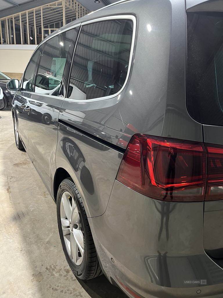 Oct 2016 Seat Alhambra 2.0 TDI CR SE Lux [150] 5dr DSG