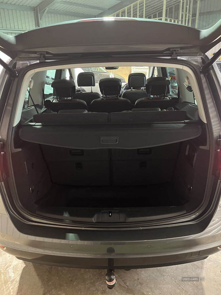 Oct 2016 Seat Alhambra 2.0 TDI CR SE Lux [150] 5dr DSG