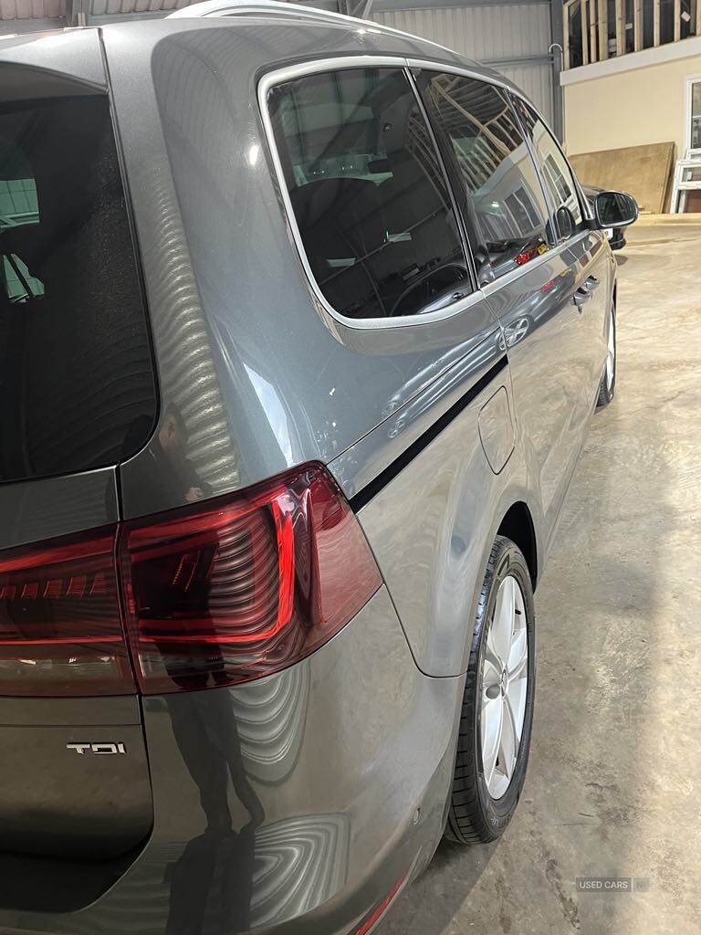 Oct 2016 Seat Alhambra 2.0 TDI CR SE Lux [150] 5dr DSG