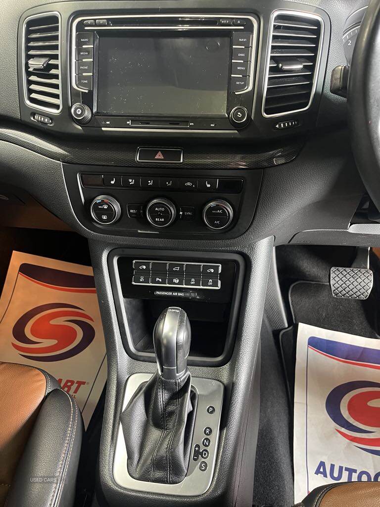 Oct 2016 Seat Alhambra 2.0 TDI CR SE Lux [150] 5dr DSG