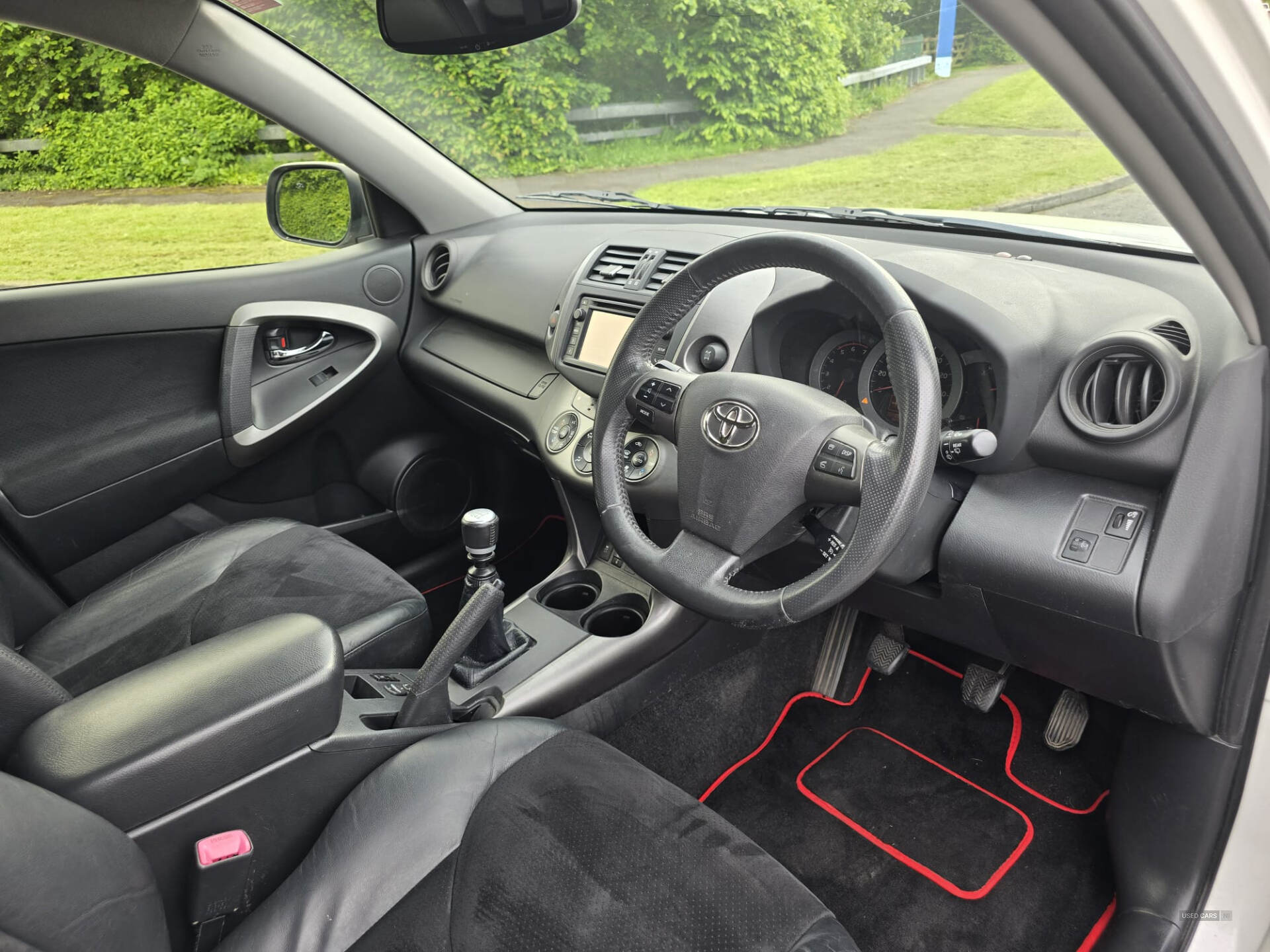 Jul 2012 Toyota RAV4 2.2 D-4D XT-R 5dr
