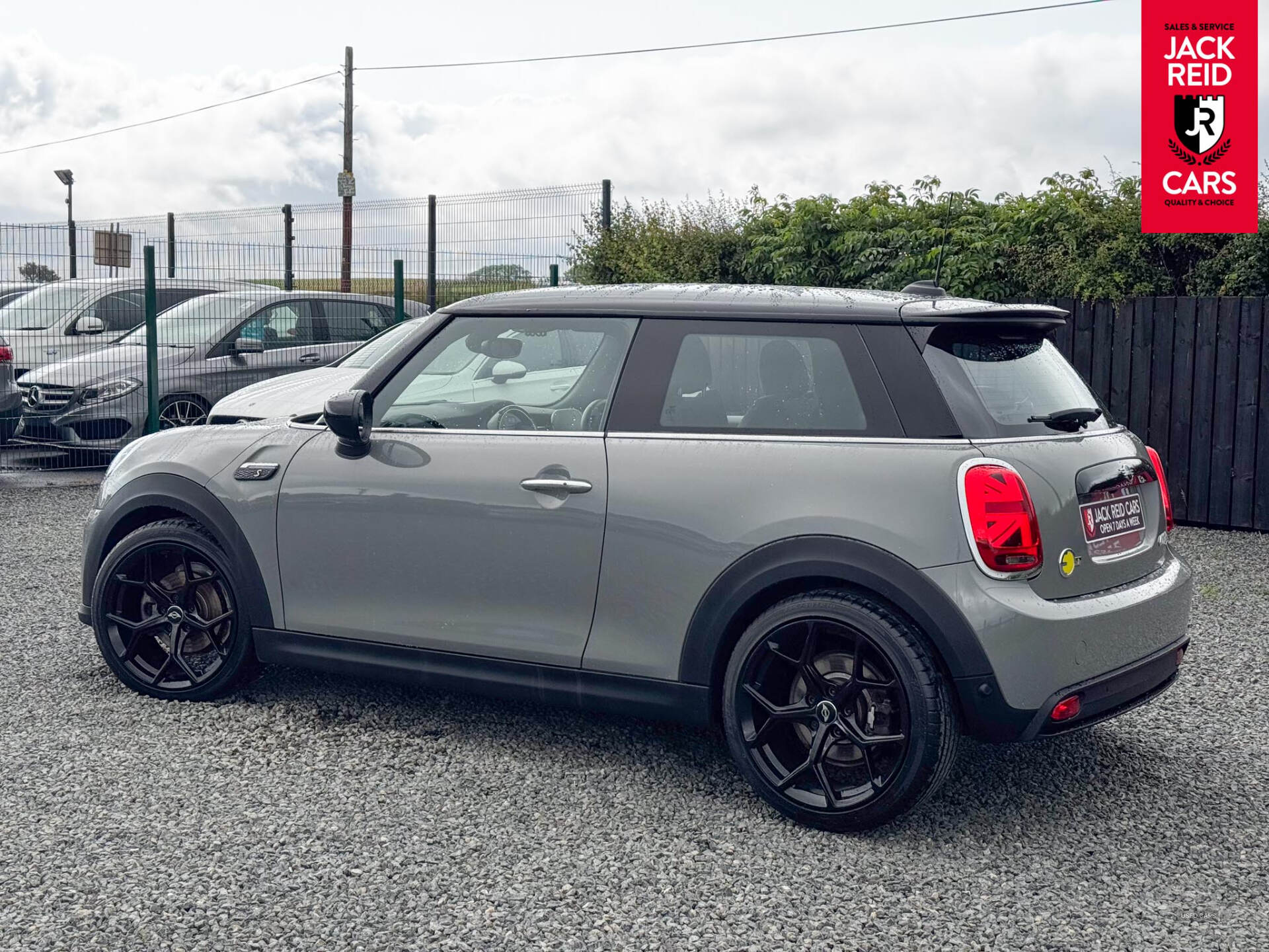 Nov 2021 MINI Hatch 135kW Cooper S Level 2 33kWh 3dr Auto