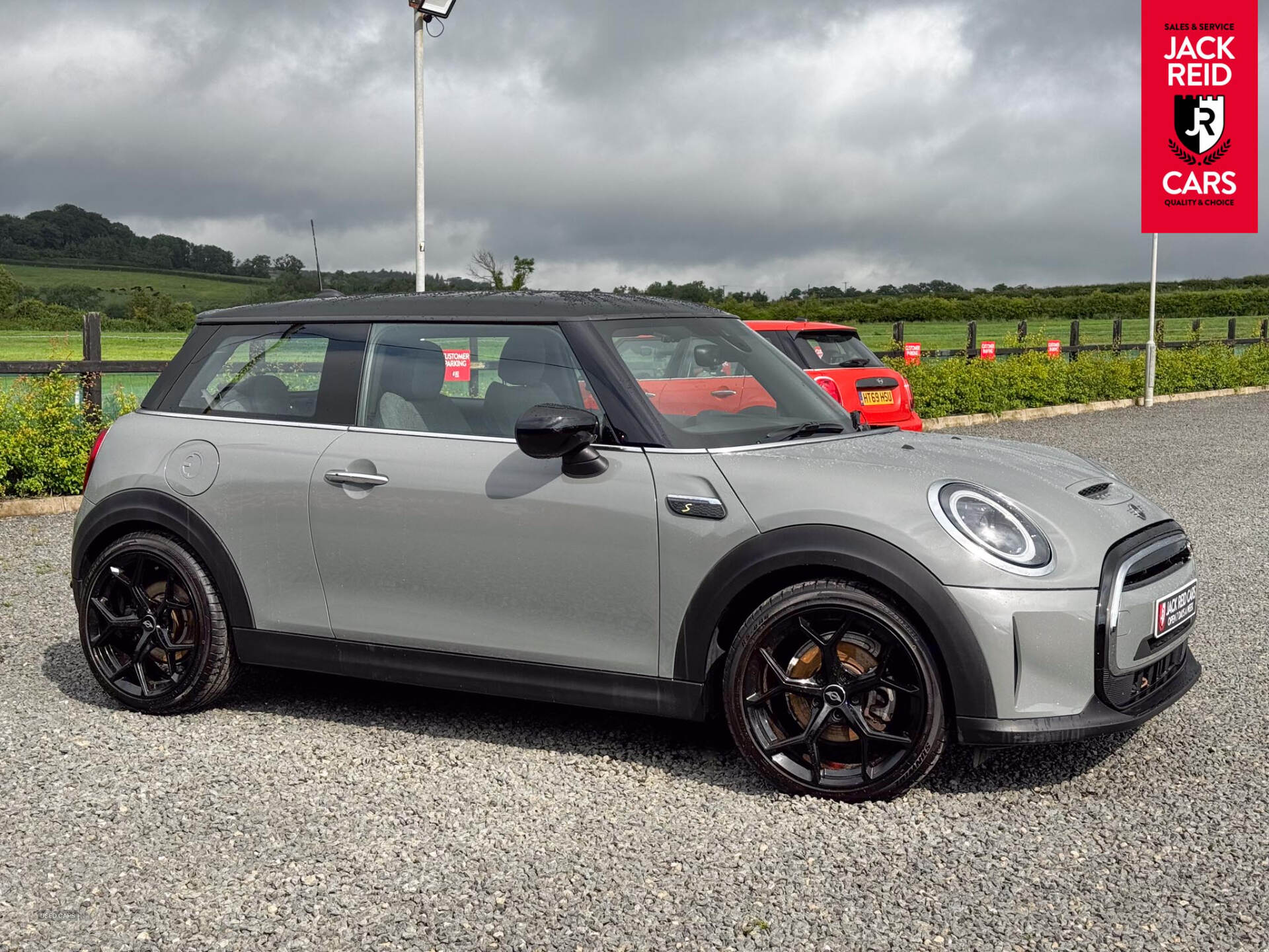 Nov 2021 MINI Hatch 135kW Cooper S Level 2 33kWh 3dr Auto