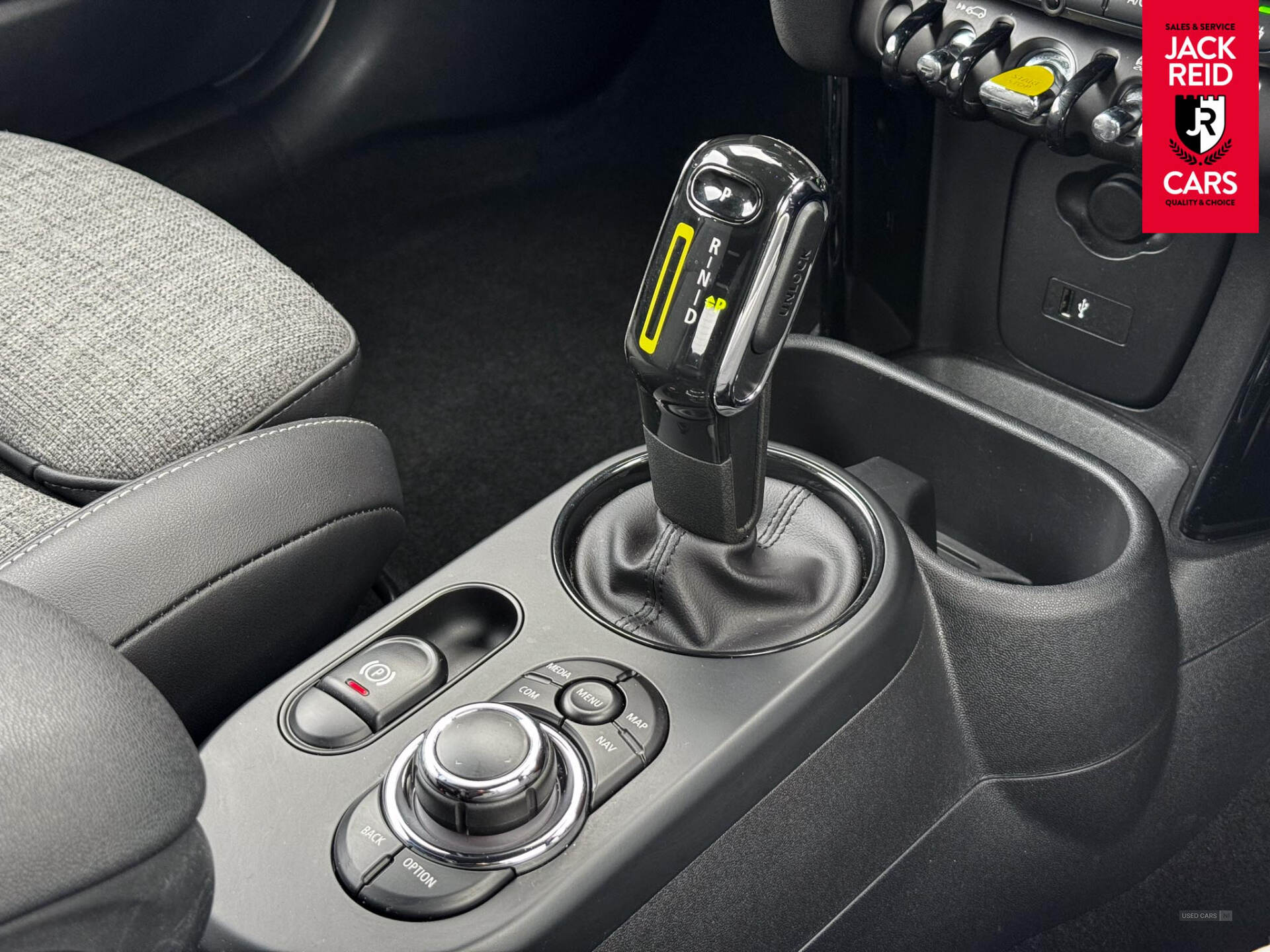 Nov 2021 MINI Hatch 135kW Cooper S Level 2 33kWh 3dr Auto
