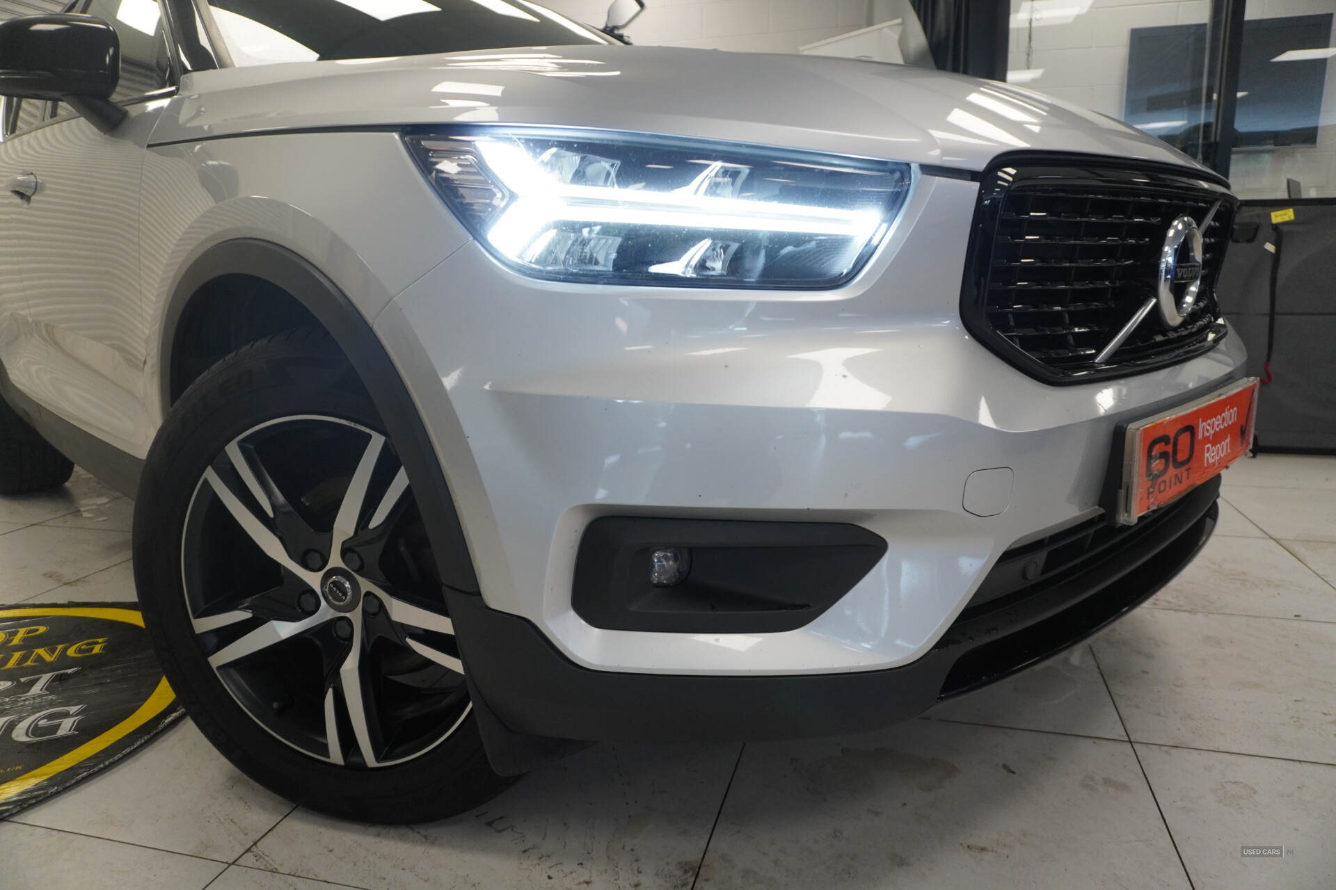 Dec 2018 Volvo XC40 2.0 D3 R DESIGN 5dr Geartronic