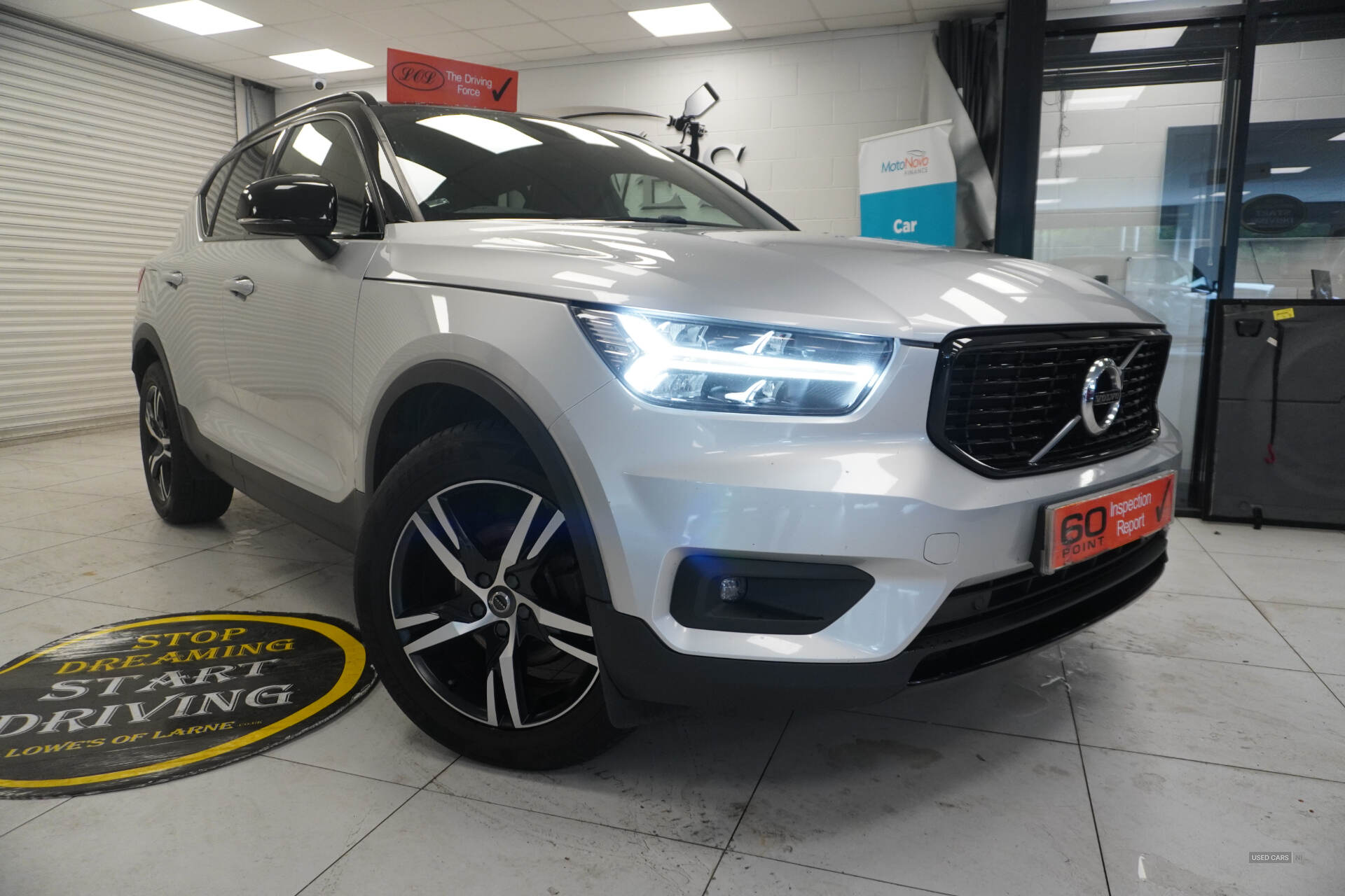 Dec 2018 Volvo XC40 2.0 D3 R DESIGN 5dr Geartronic