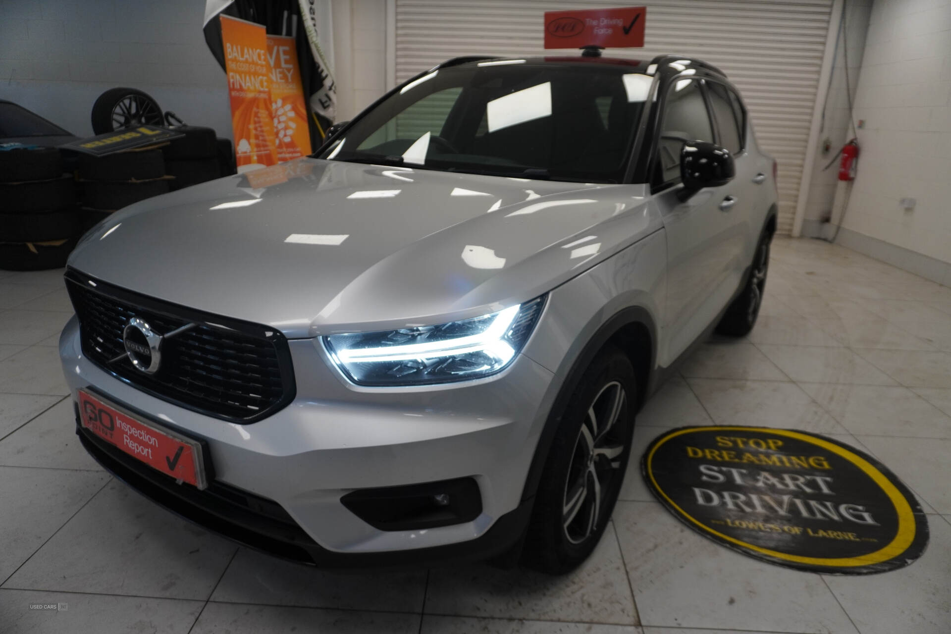 Dec 2018 Volvo XC40 2.0 D3 R DESIGN 5dr Geartronic