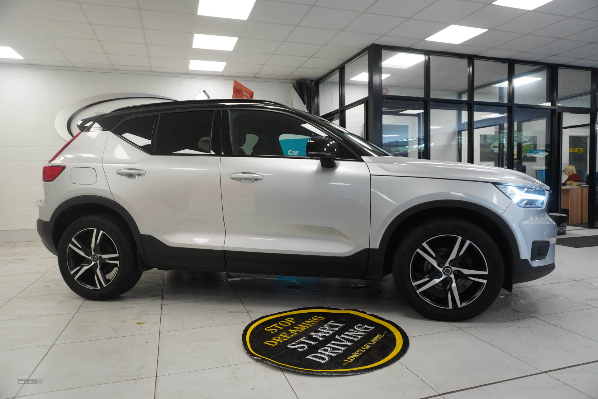 Dec 2018 Volvo XC40 2.0 D3 R DESIGN 5dr Geartronic