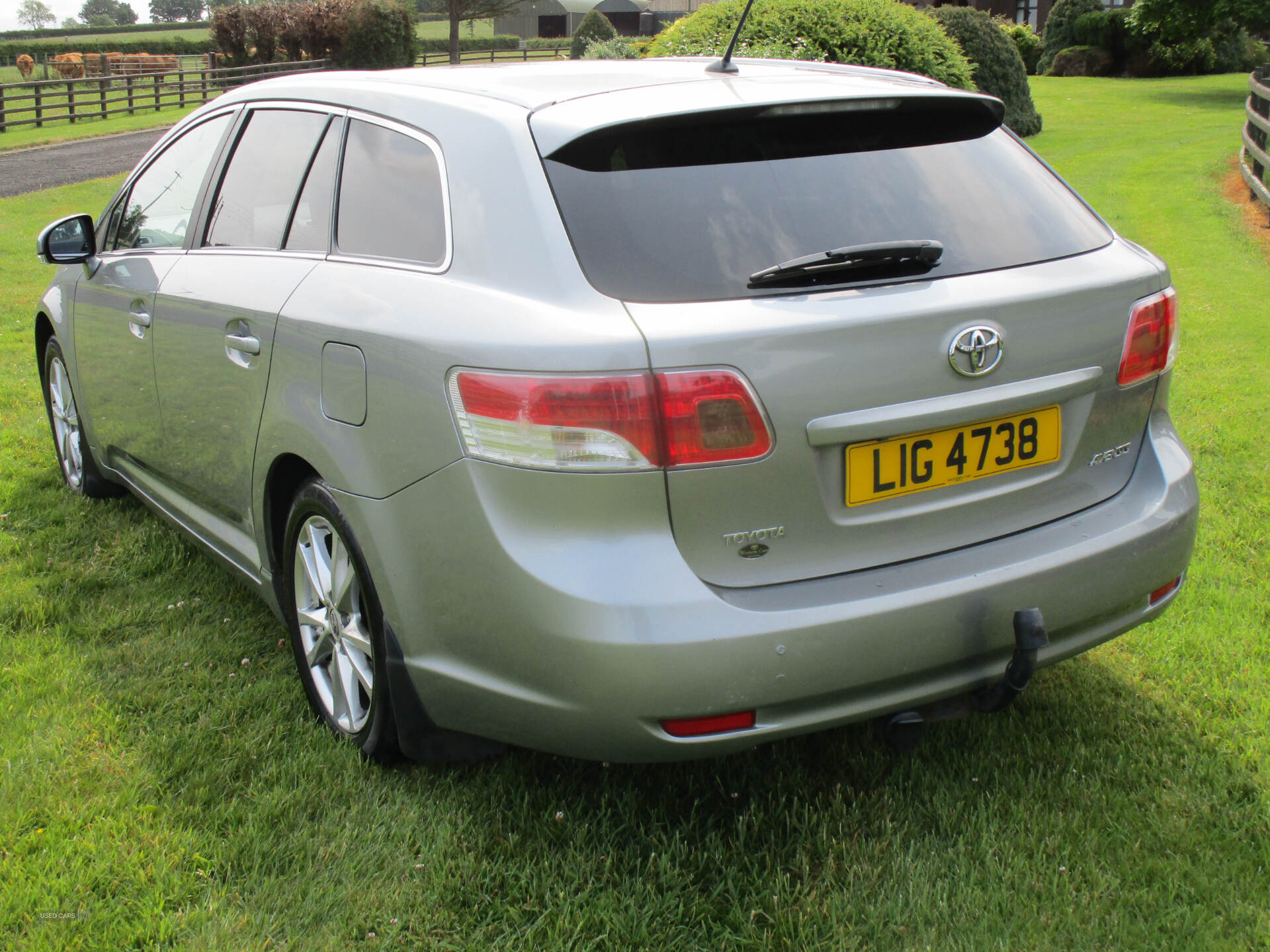 Jan 2011 Toyota Avensis 2.0 D-4D TR Nav 5dr