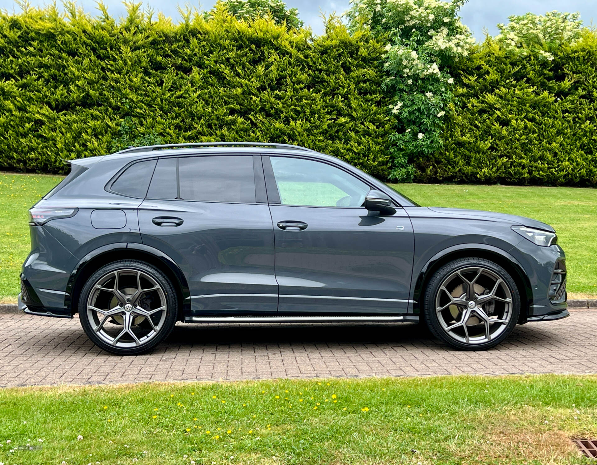 Nov 2024 Volkswagen Tiguan 2.0 TDI R-Line 5dr DSG