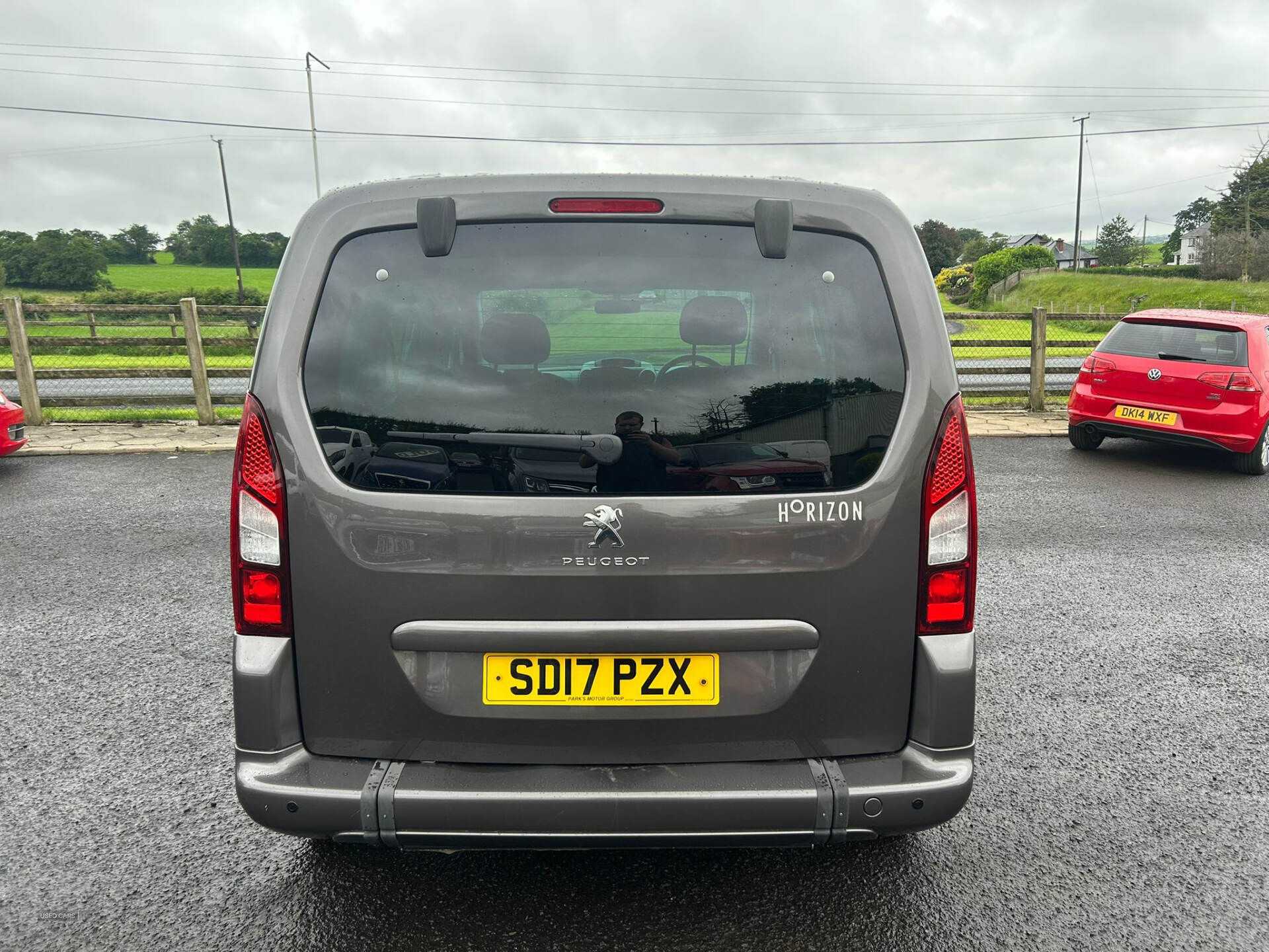 Jul 2017 Peugeot Partner Tepee 1.6 BlueHDi 100 Allure 5dr