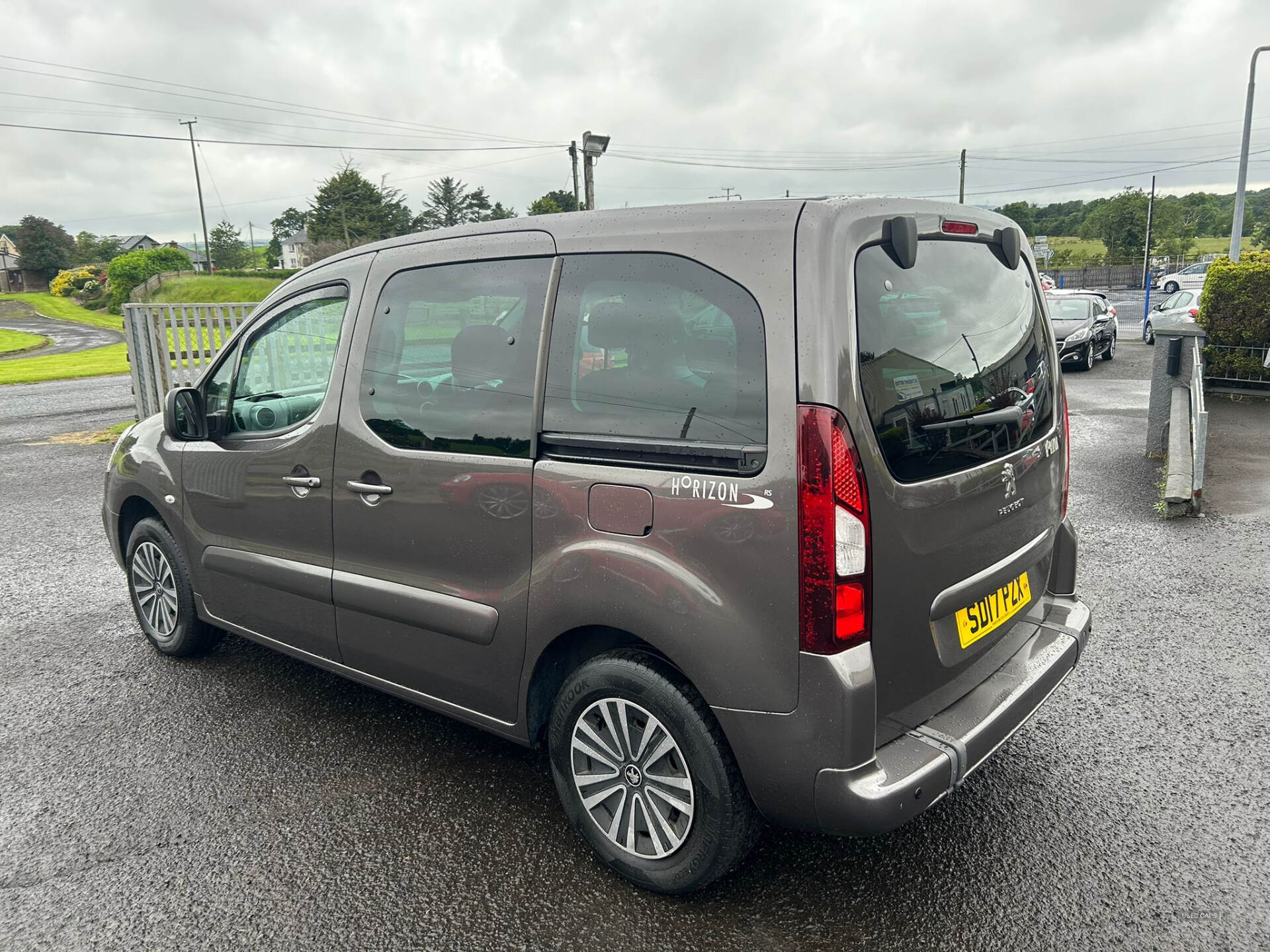 Jul 2017 Peugeot Partner Tepee 1.6 BlueHDi 100 Allure 5dr