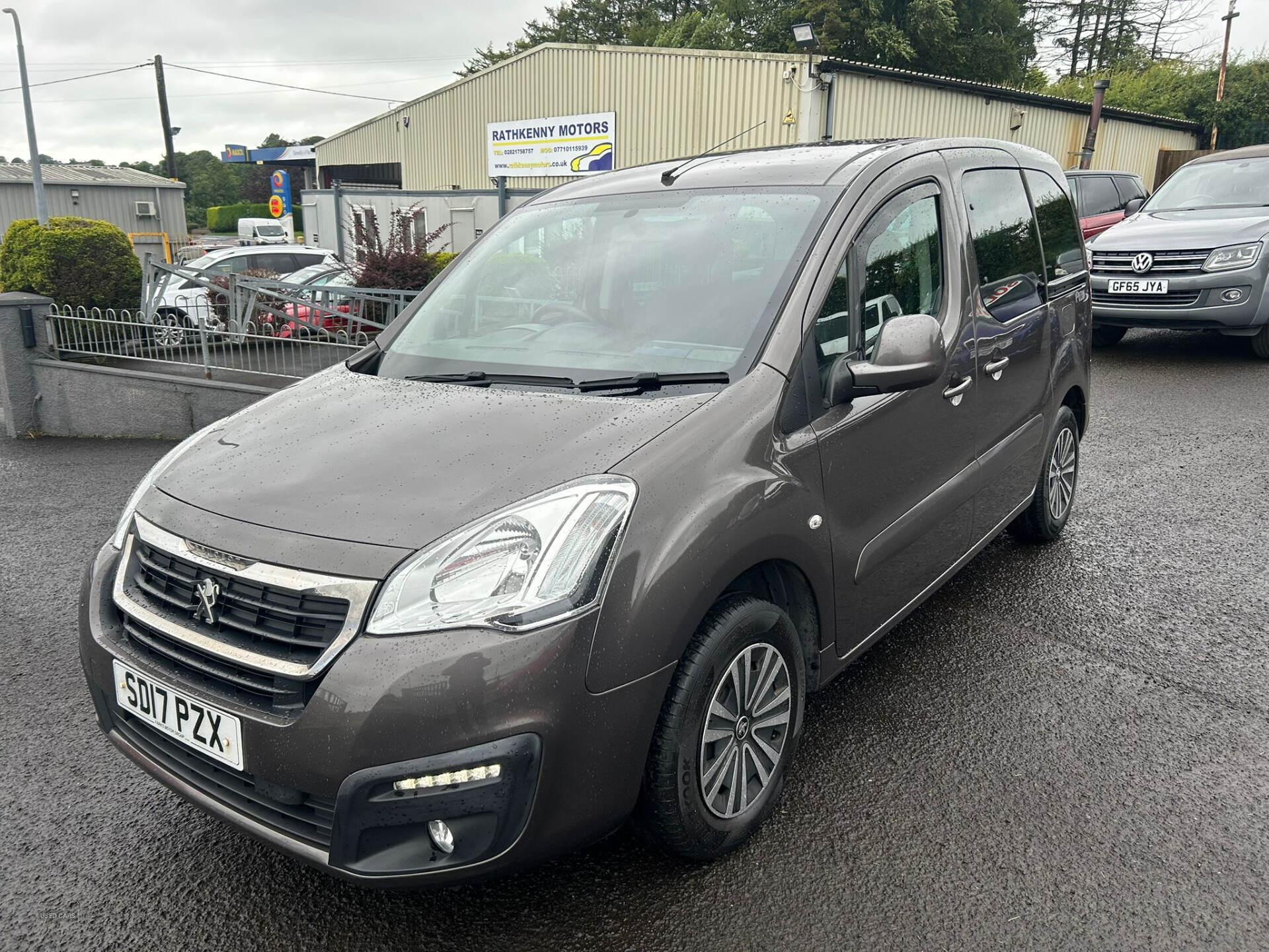 Jul 2017 Peugeot Partner Tepee 1.6 BlueHDi 100 Allure 5dr