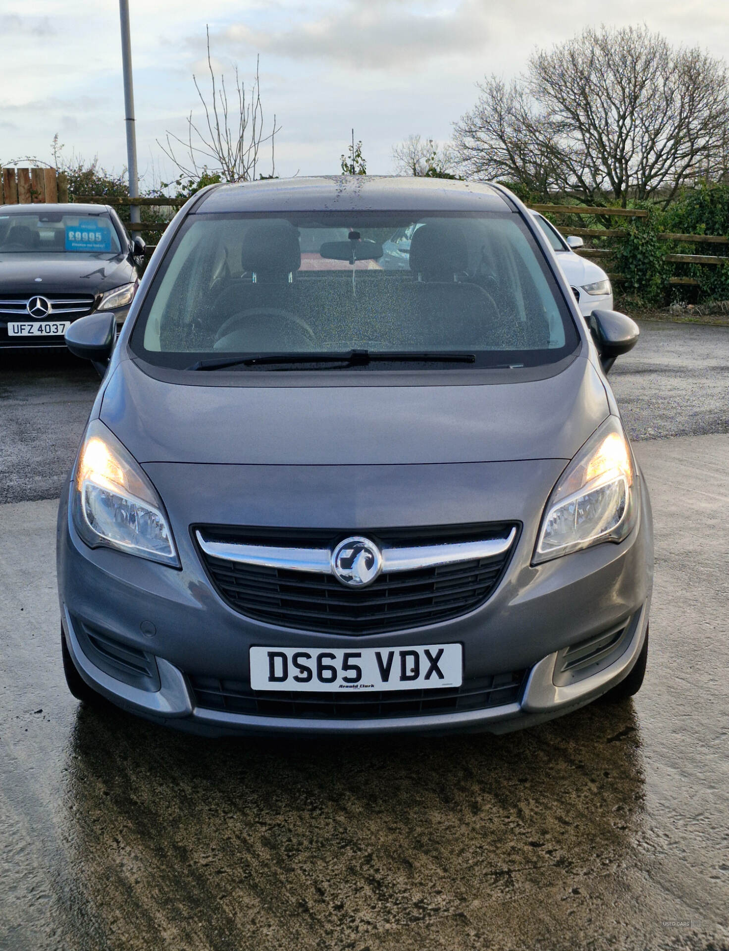 Nov 2015 Vauxhall Meriva 1.4i 16V Exclusiv 5dr