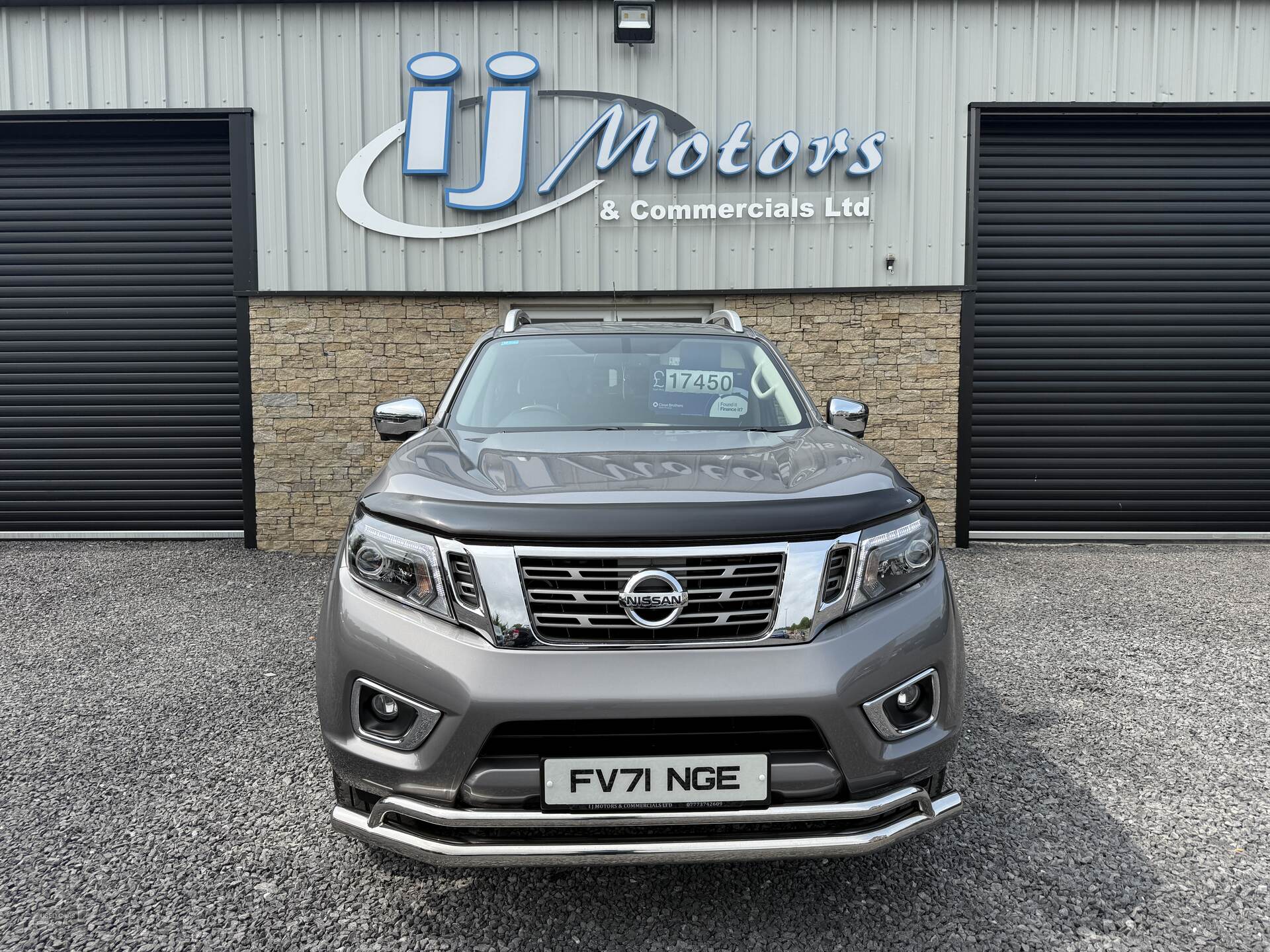 Nov 2021 Nissan Navara Double Cab Pick Up Tekna 2.3dCi 190 TT 4WD Auto