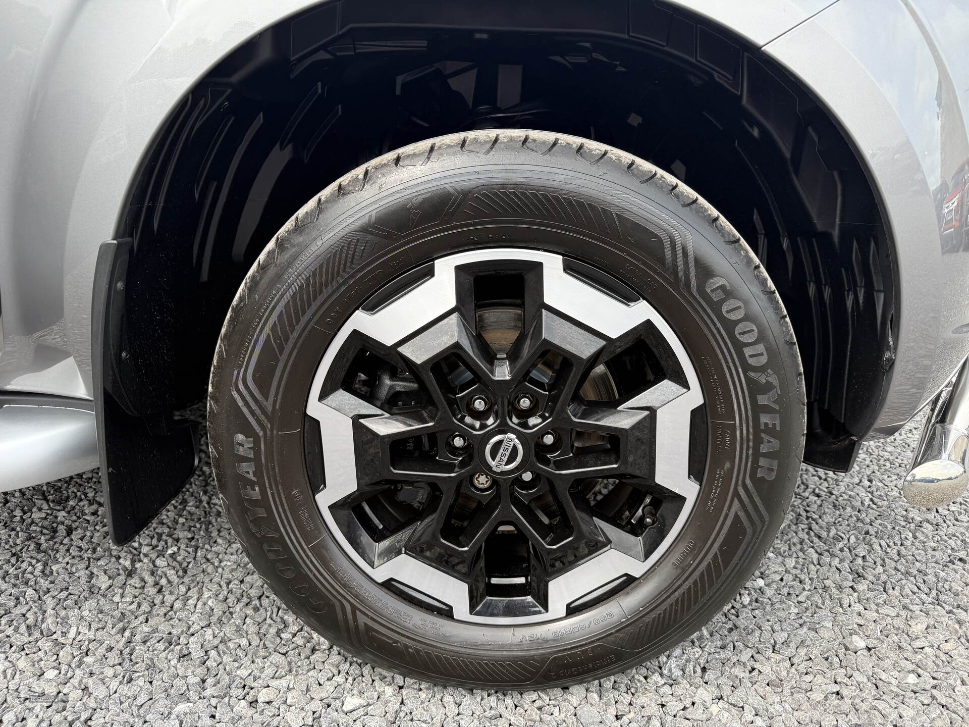 Nov 2021 Nissan Navara Double Cab Pick Up Tekna 2.3dCi 190 TT 4WD Auto