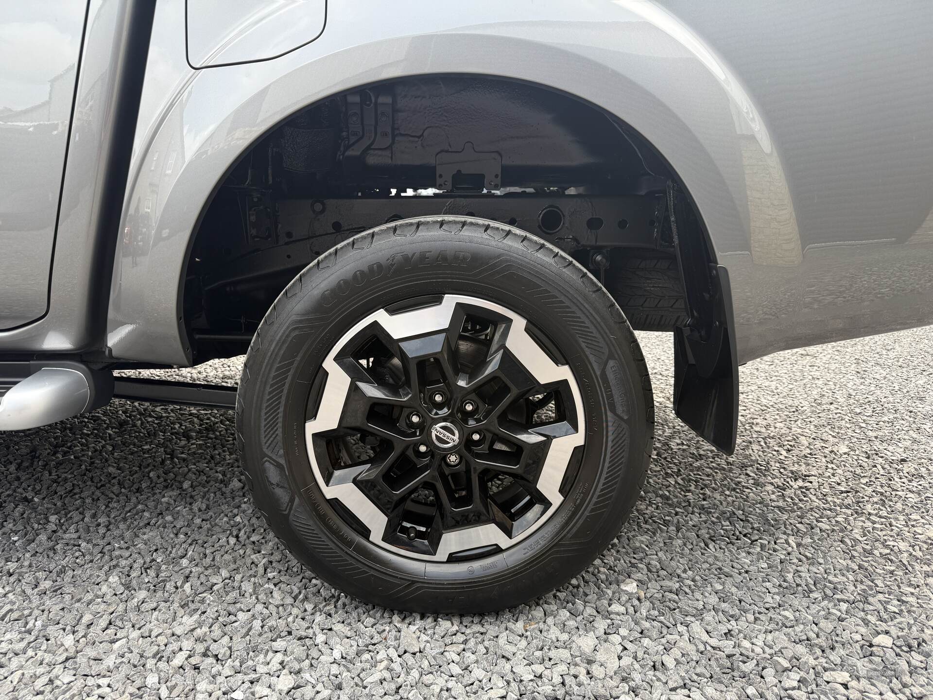 Nov 2021 Nissan Navara Double Cab Pick Up Tekna 2.3dCi 190 TT 4WD Auto