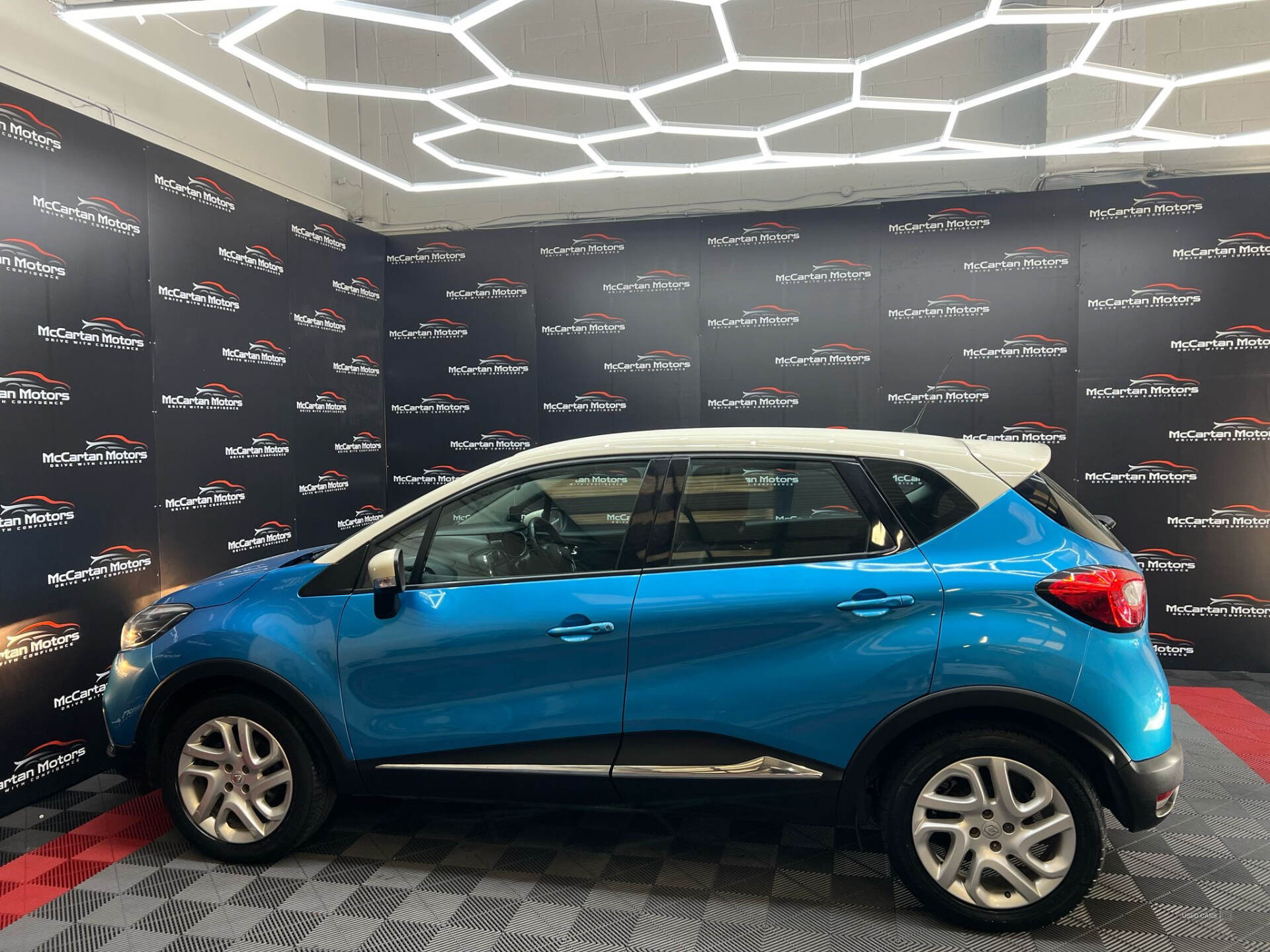 Oct 2014 Renault Captur 1.5 dCi 90 Dynamique MediaNav Energy 5dr