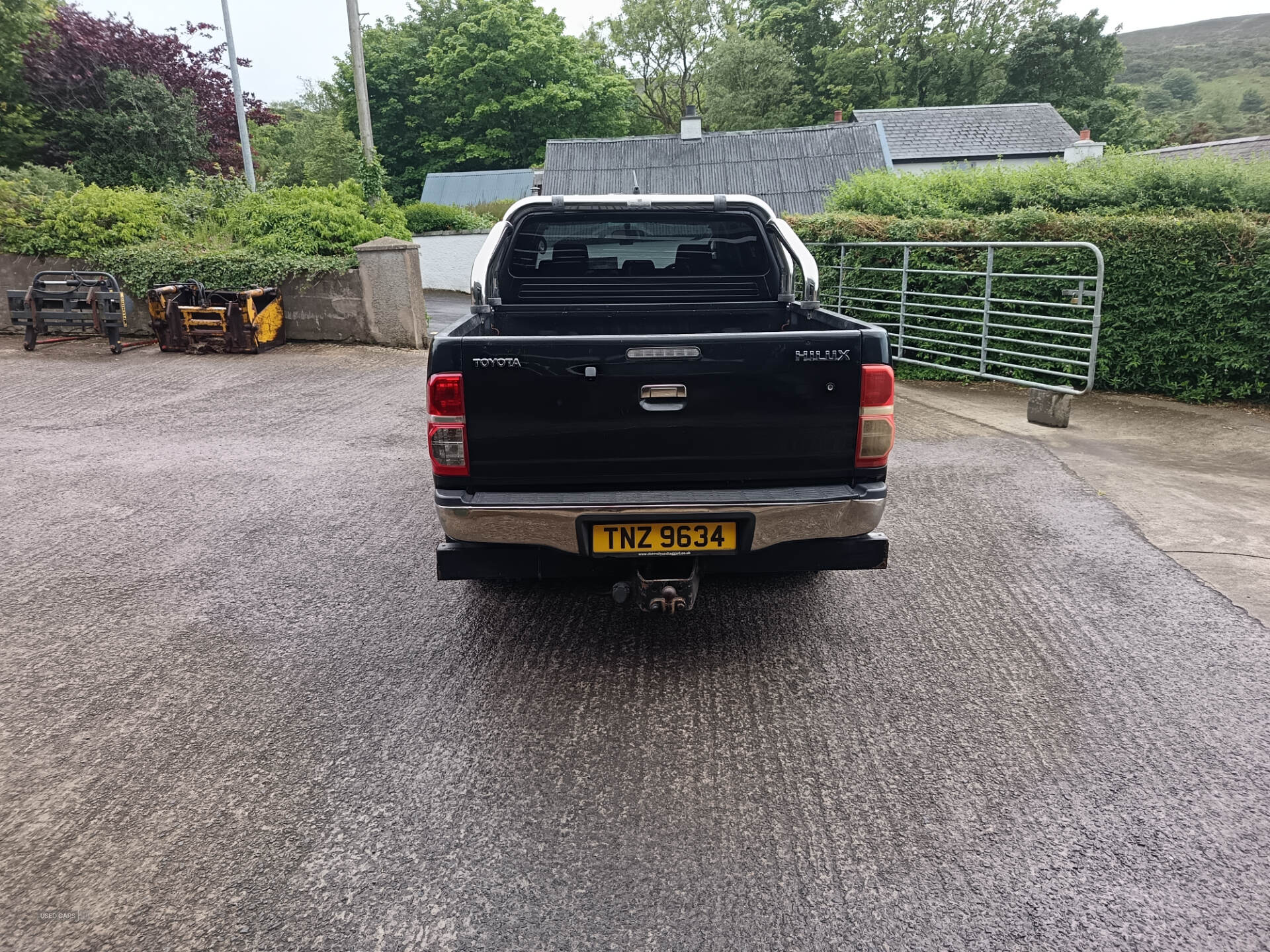 Mar 2014 Toyota Hilux Icon D/Cab Pick Up 2.5 D-4D 4WD 144