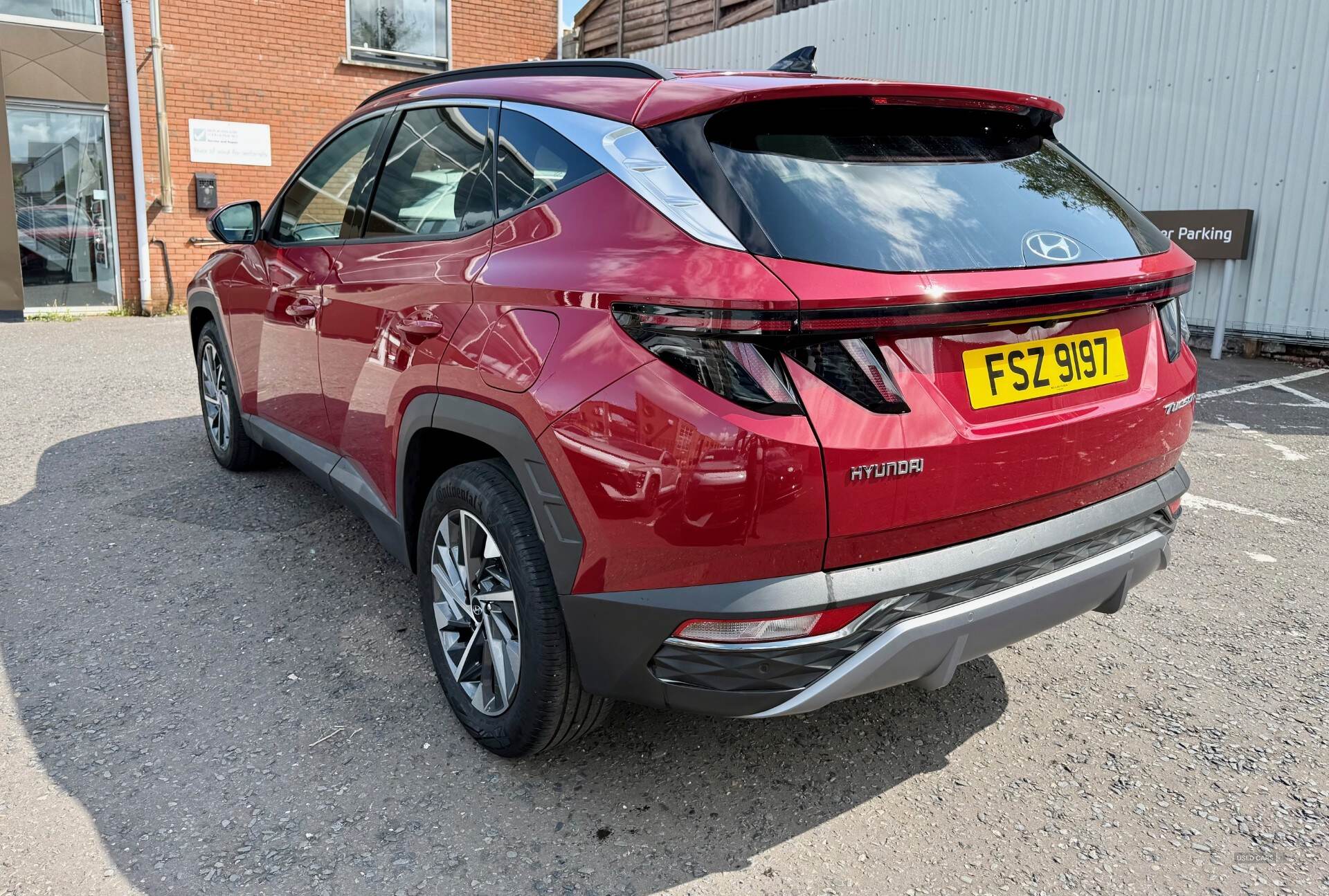 Hyundai Tucson ESTATE in Down