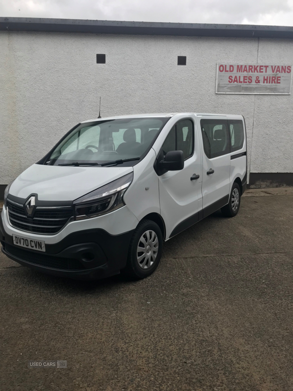 Renault Trafic SWB MINIBUS DIESEL in Antrim
