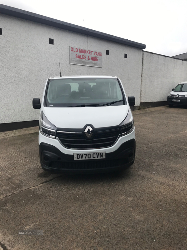 Renault Trafic SWB MINIBUS DIESEL in Antrim