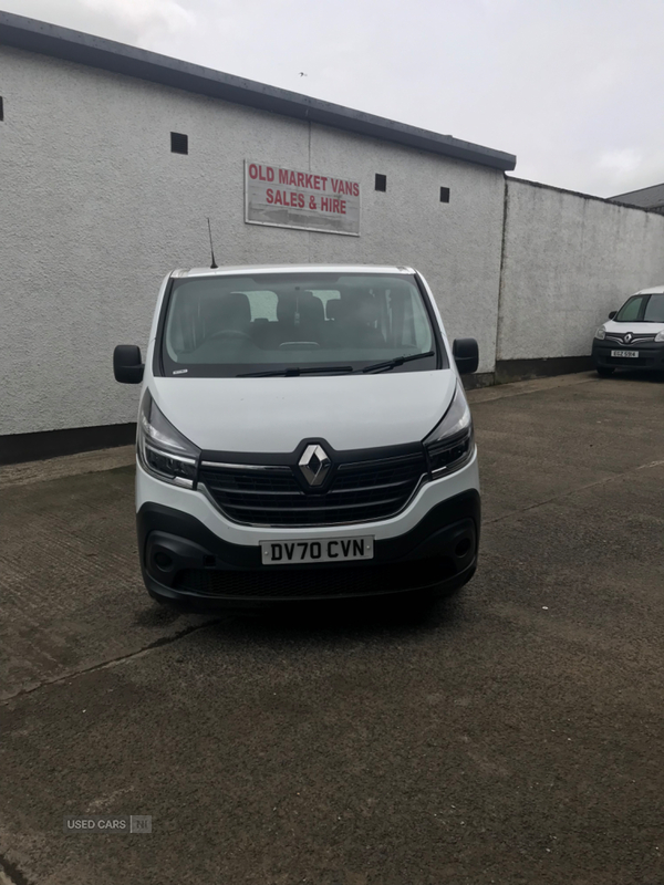 Renault Trafic SWB MINIBUS DIESEL in Antrim