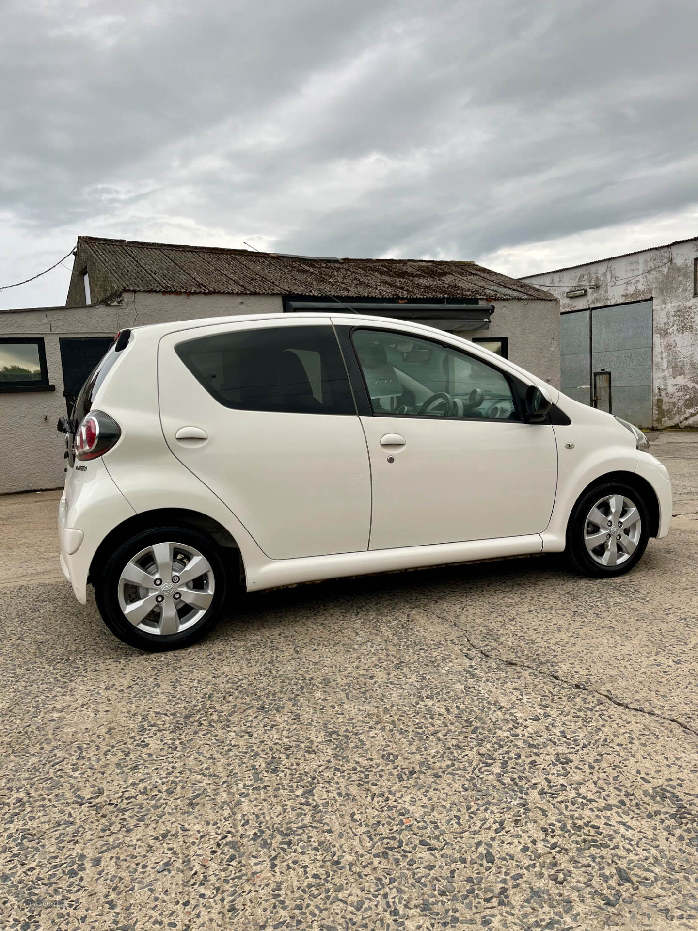 Mar 2013 Toyota Aygo 1.0 VVT-i Fire 5dr [AC]