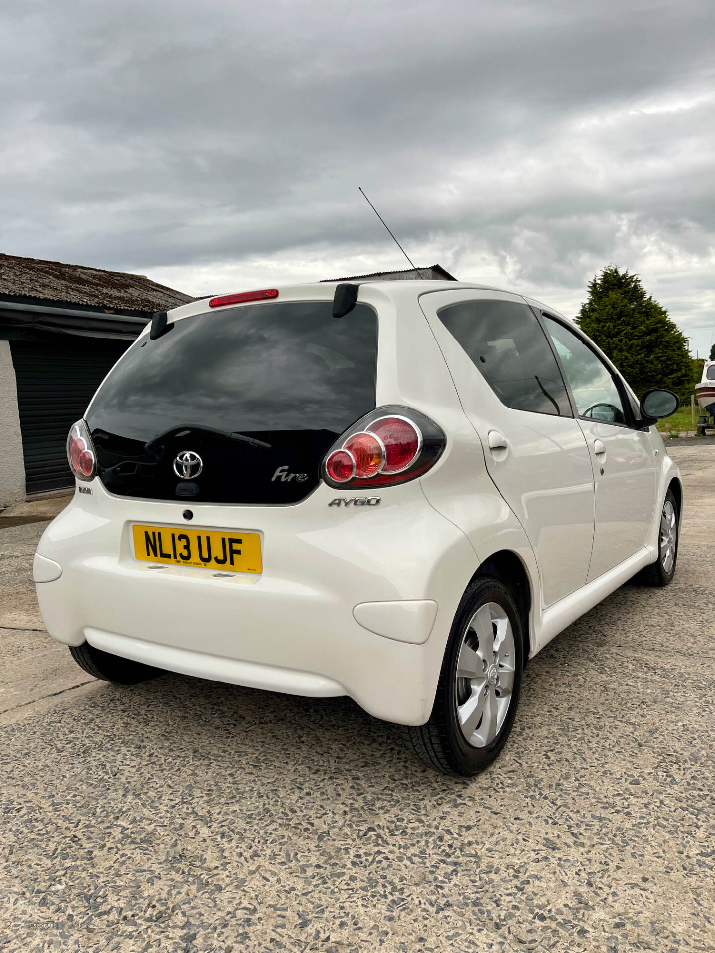 Mar 2013 Toyota Aygo 1.0 VVT-i Fire 5dr [AC]
