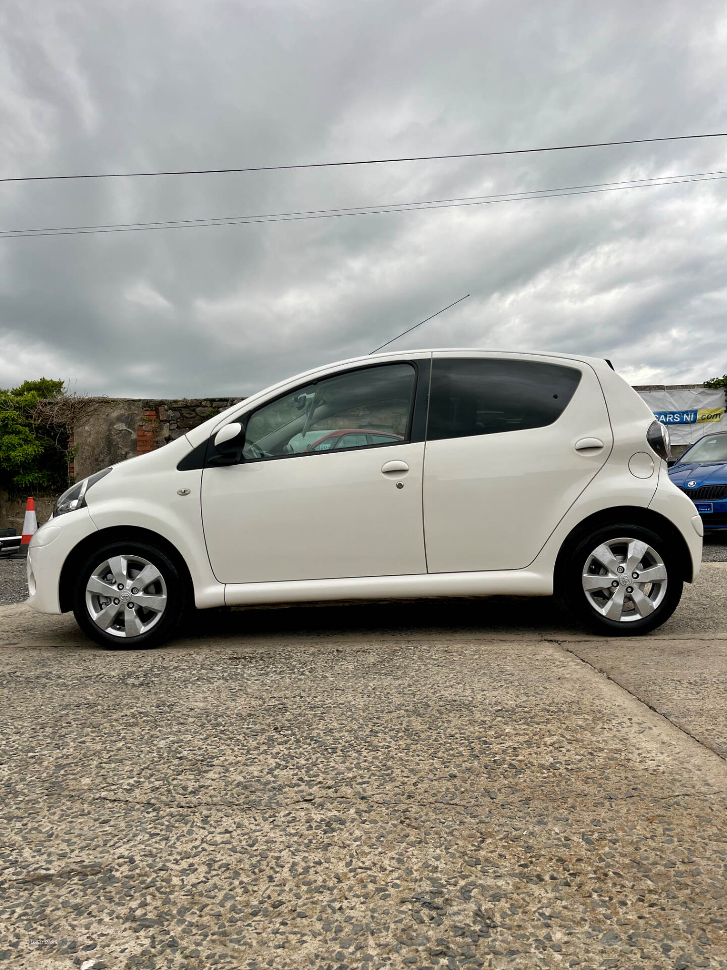 Mar 2013 Toyota Aygo 1.0 VVT-i Fire 5dr [AC]