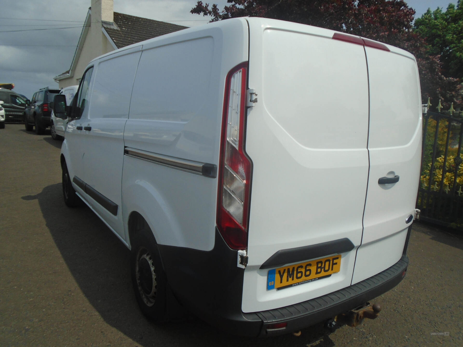 Jan 2017 Ford Transit Custom 2.0 TDCi 105ps Low Roof Van
